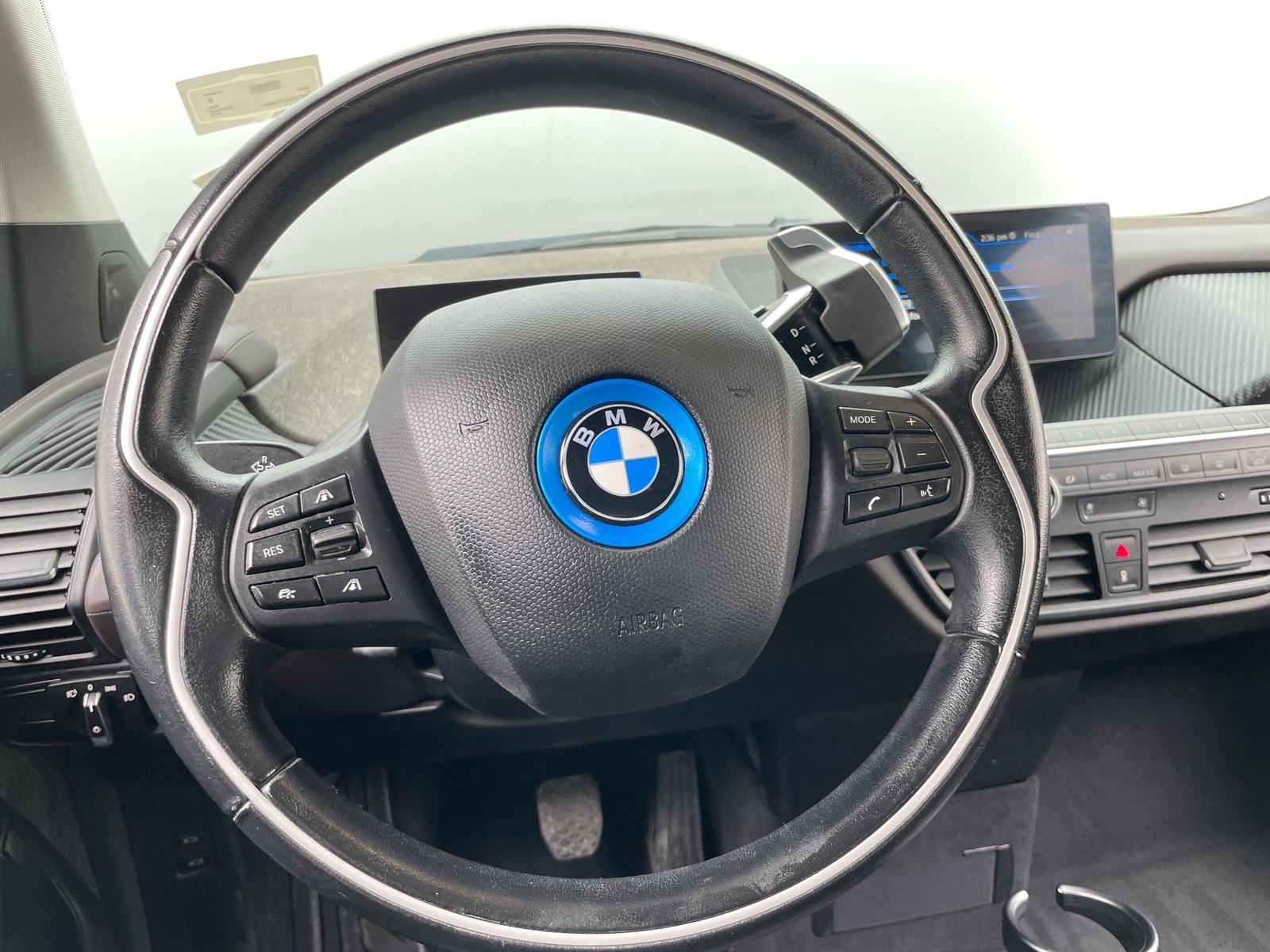 Thumbnail: 2015 BMW i3 - 3