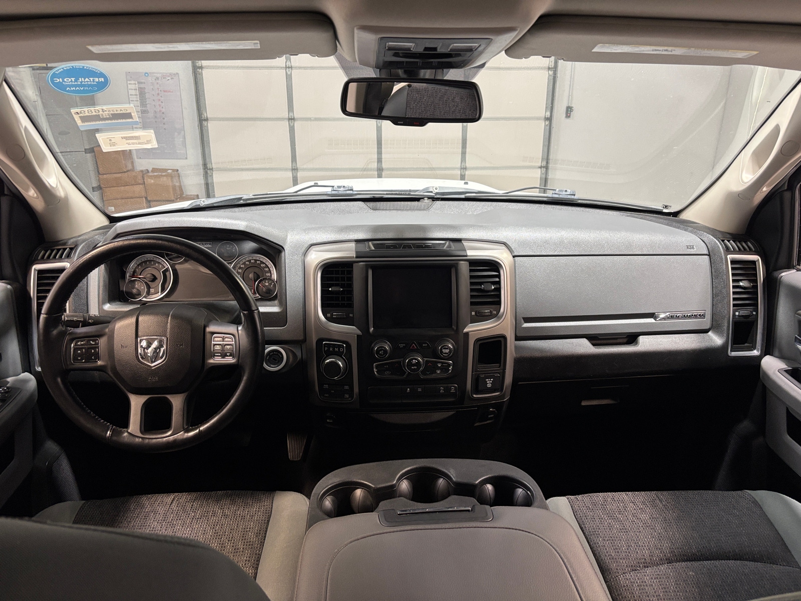 Thumbnail: 2019 RAM 1500 Classic - 3