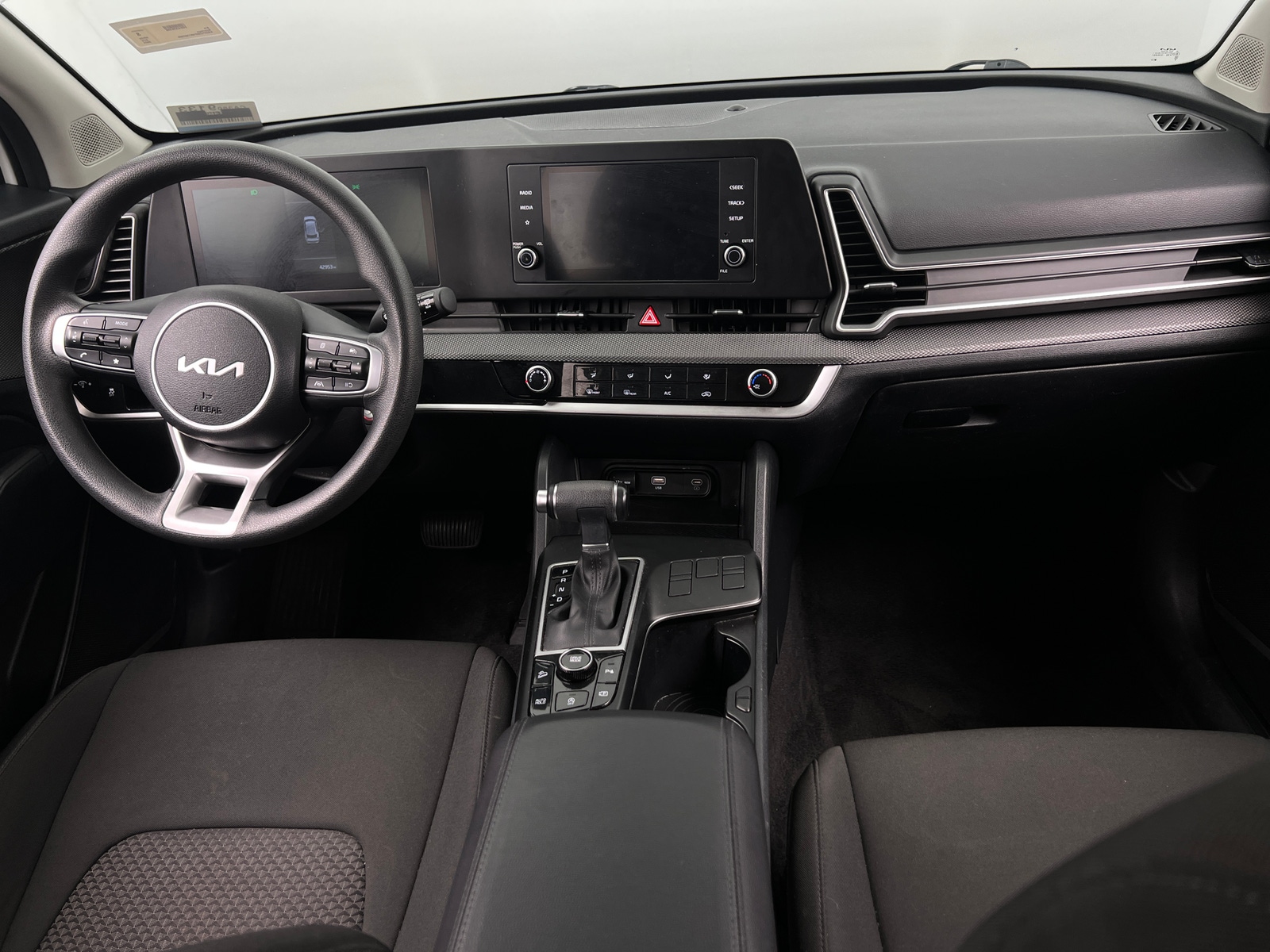 Thumbnail: 2024 Kia Sportage - 3