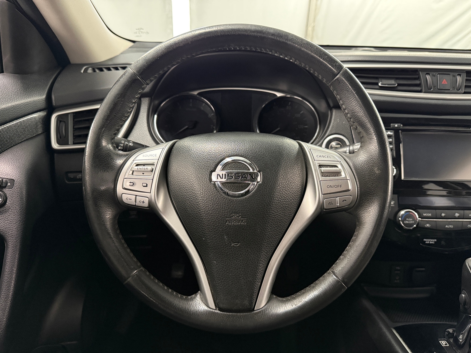 Thumbnail: 2014 Nissan Rogue - 4