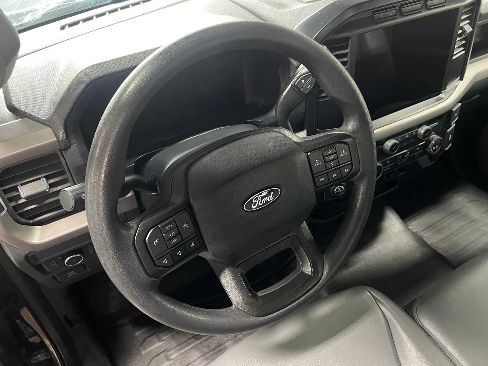 Thumbnail: 2024 Ford Econoline - 5