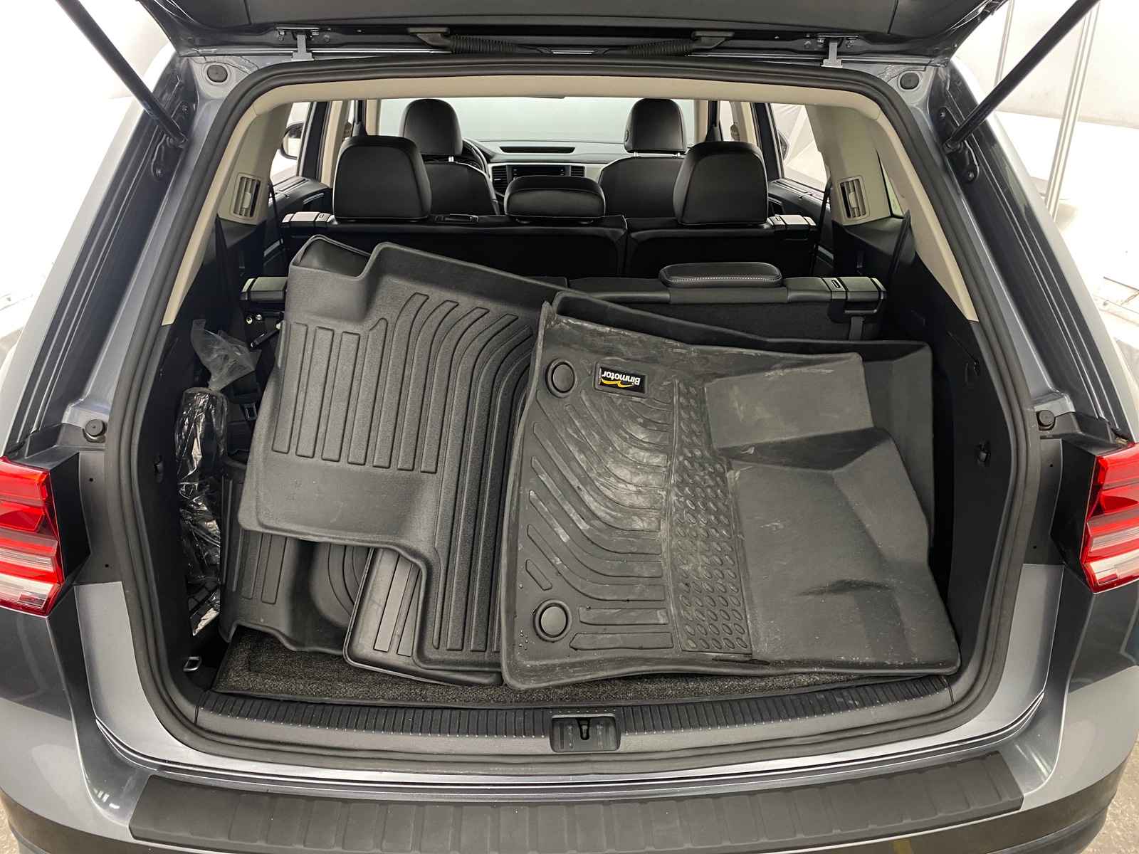 Thumbnail: 2019 Volkswagen Atlas - 6