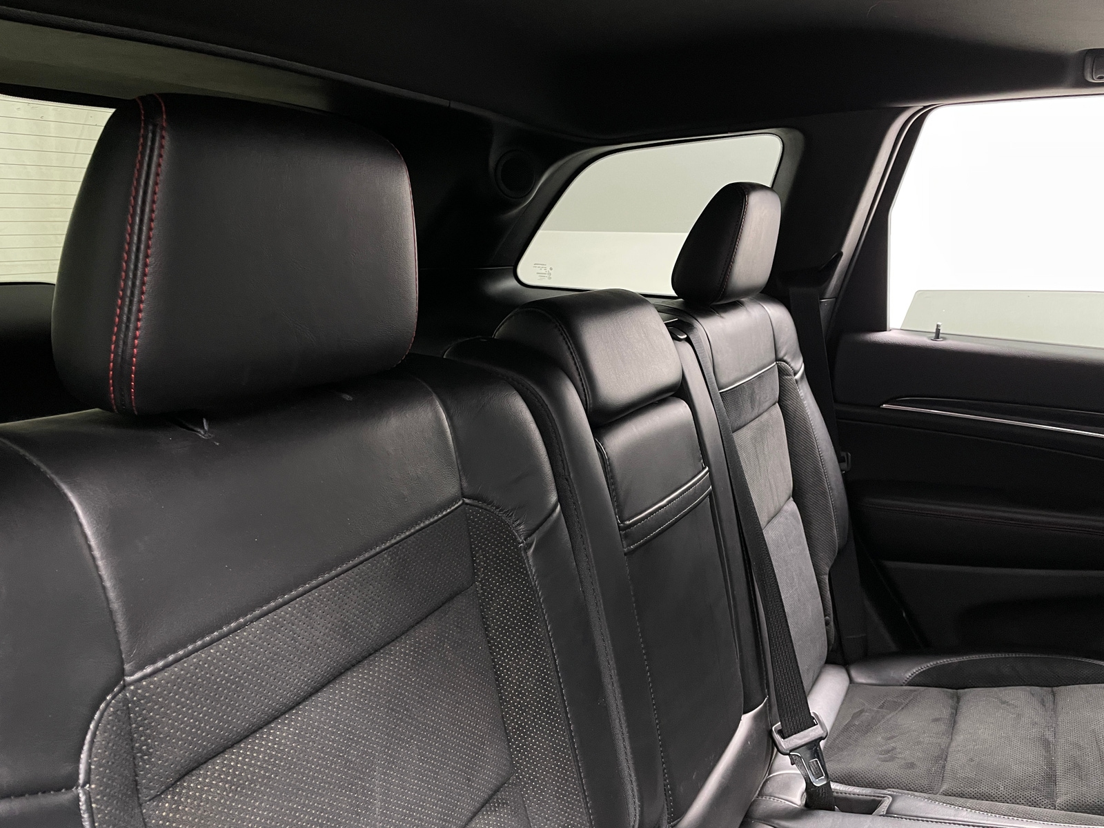 Thumbnail: 2017 Jeep Grand Cherokee - 5