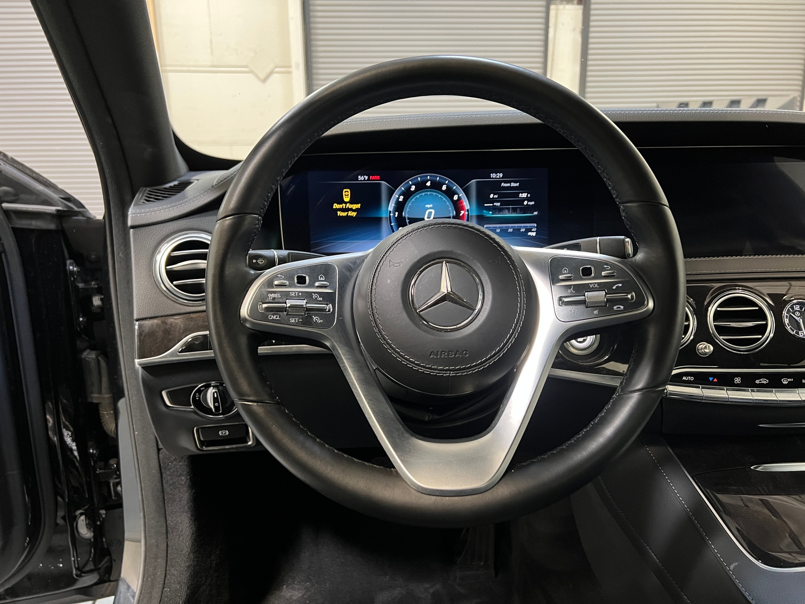 Thumbnail: 2018 Mercedes-Benz S-Class - 4