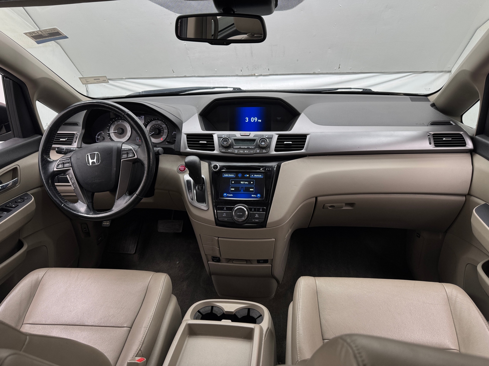 Thumbnail: 2015 Honda Odyssey - 2