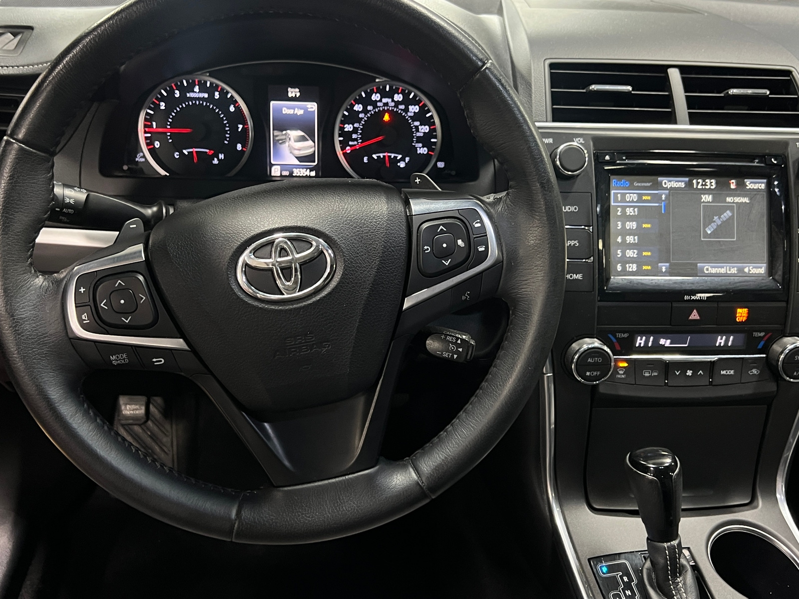 Thumbnail: 2016 Toyota Camry - 4
