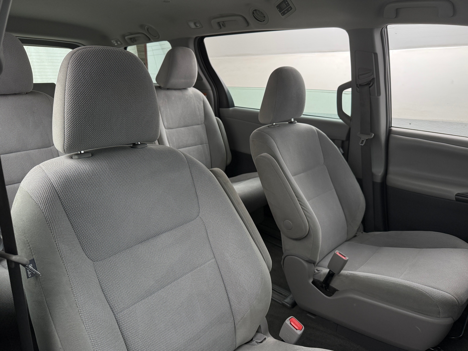 Thumbnail: 2017 Toyota Sienna - 2