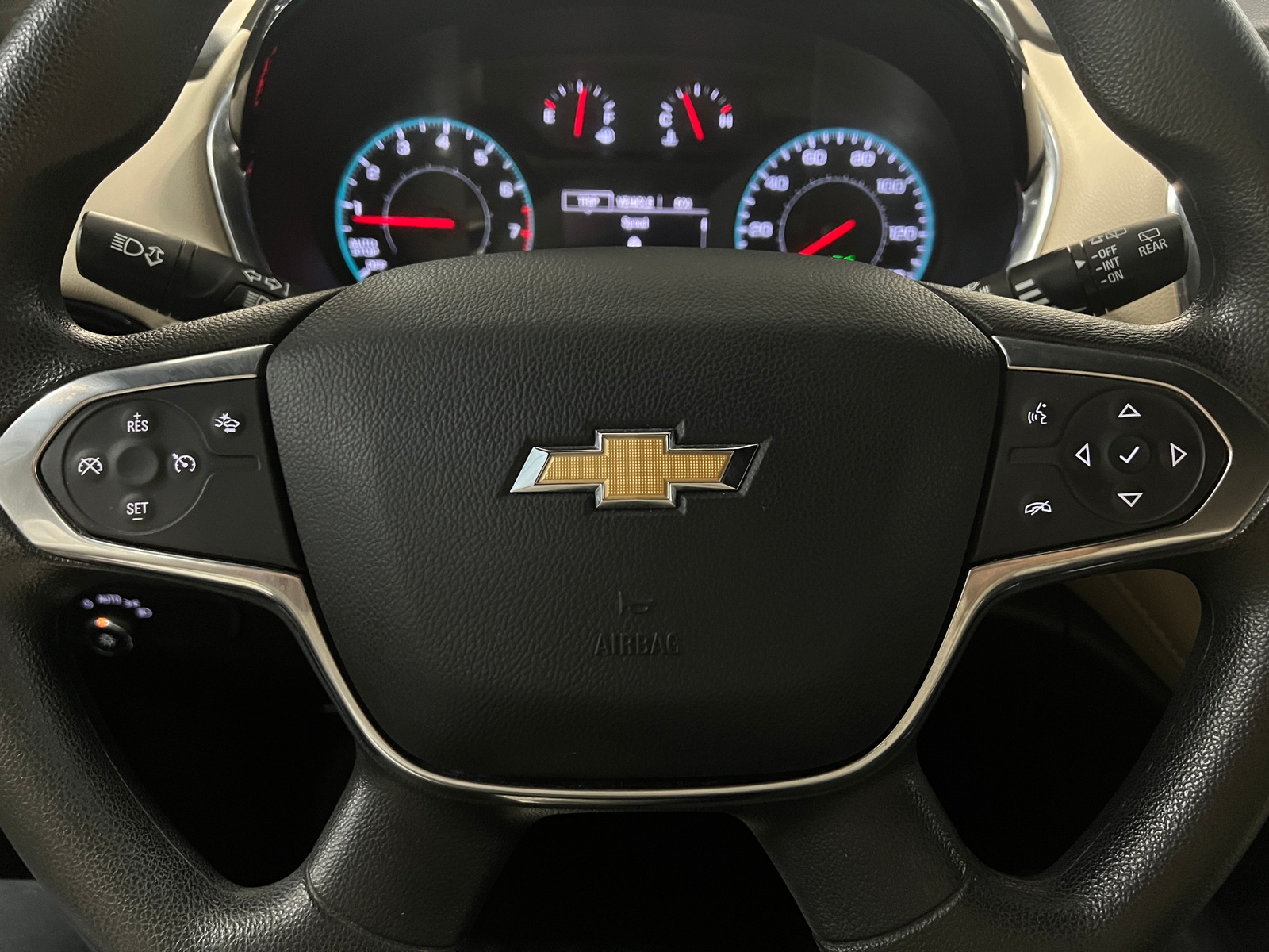 Thumbnail: 2023 Chevrolet Traverse - 5