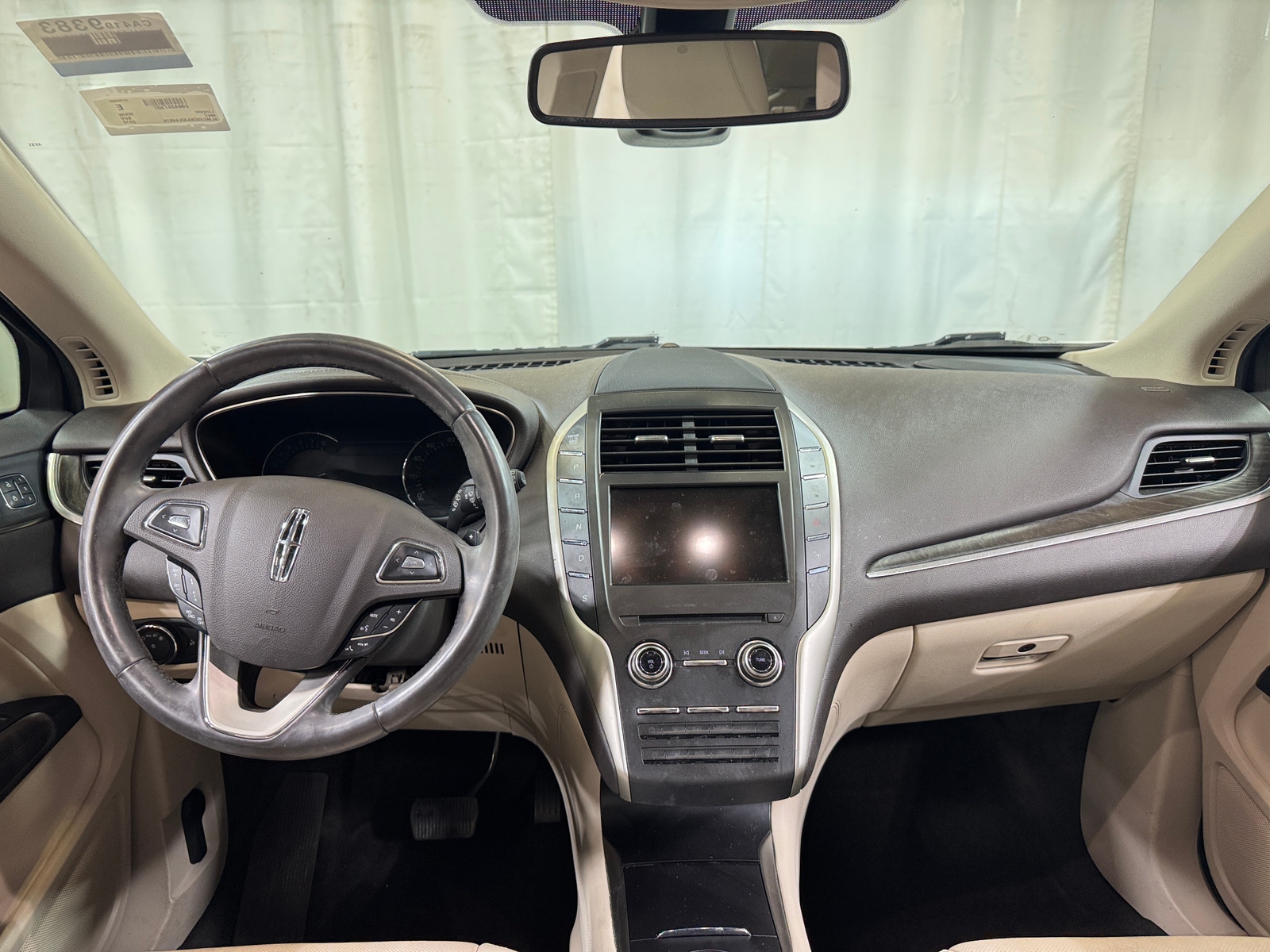 Thumbnail: 2018 Lincoln MKC - 2