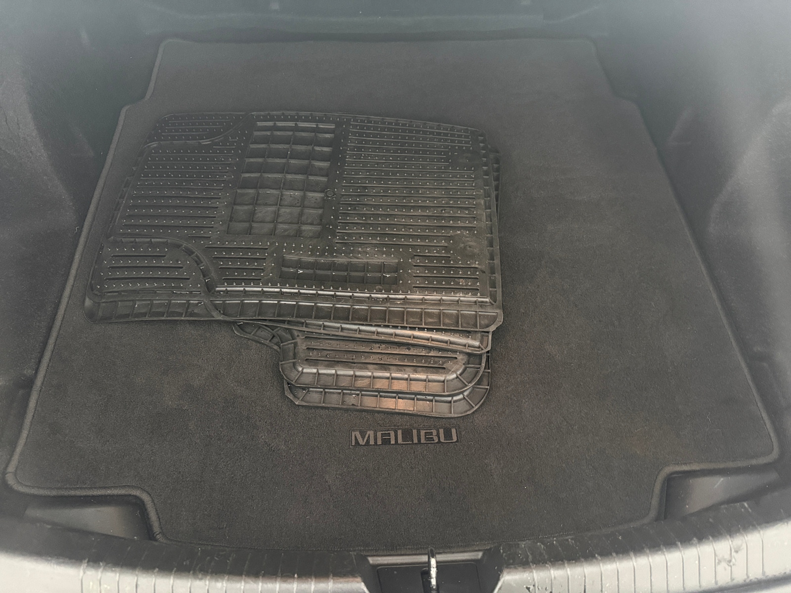 Thumbnail: 2019 Chevrolet Malibu - 6