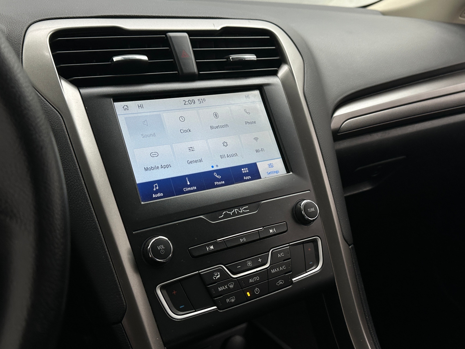 Thumbnail: 2020 Ford Fusion - 4