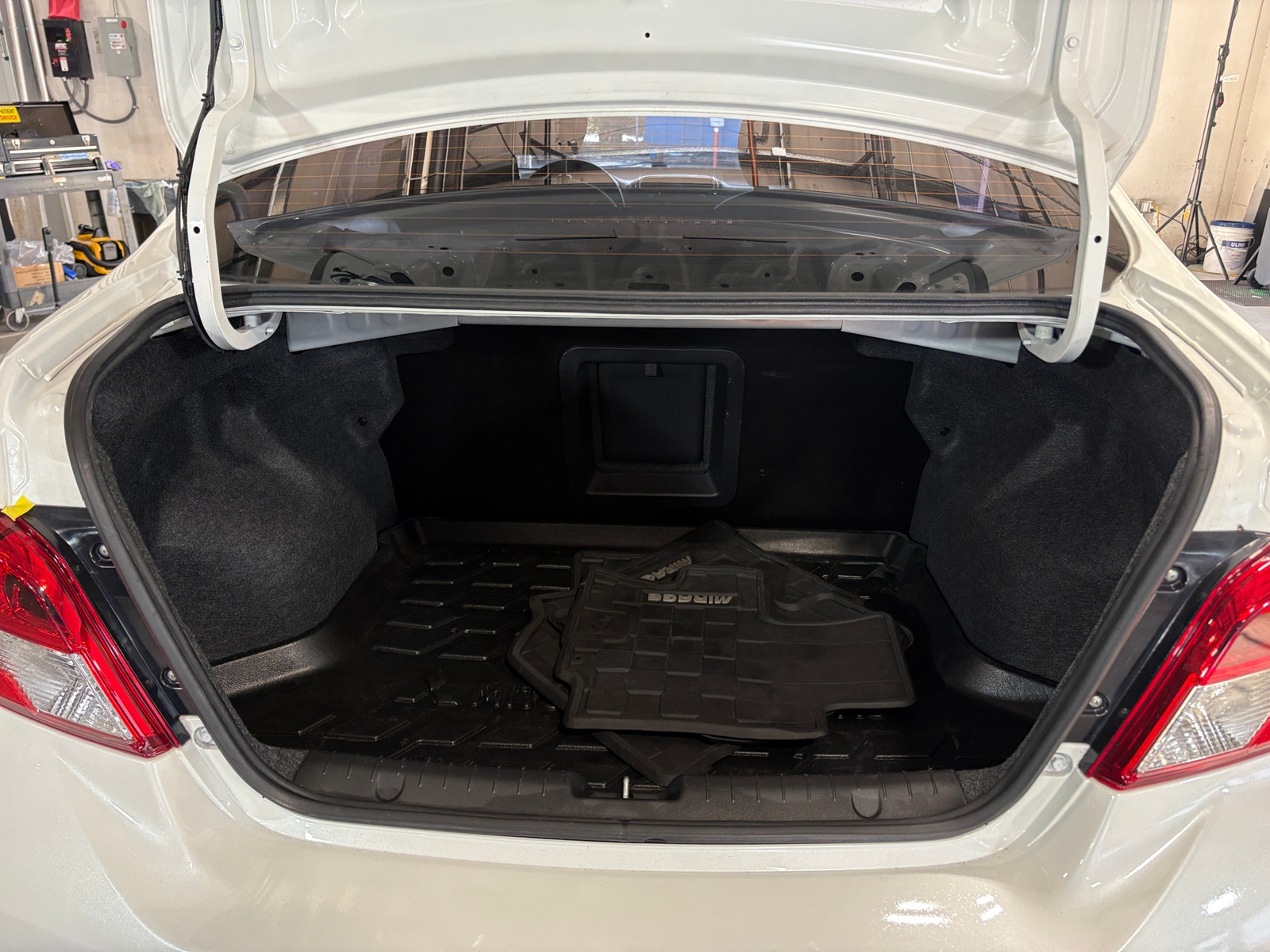 Thumbnail: 2020 Mitsubishi Mirage G4 - 7