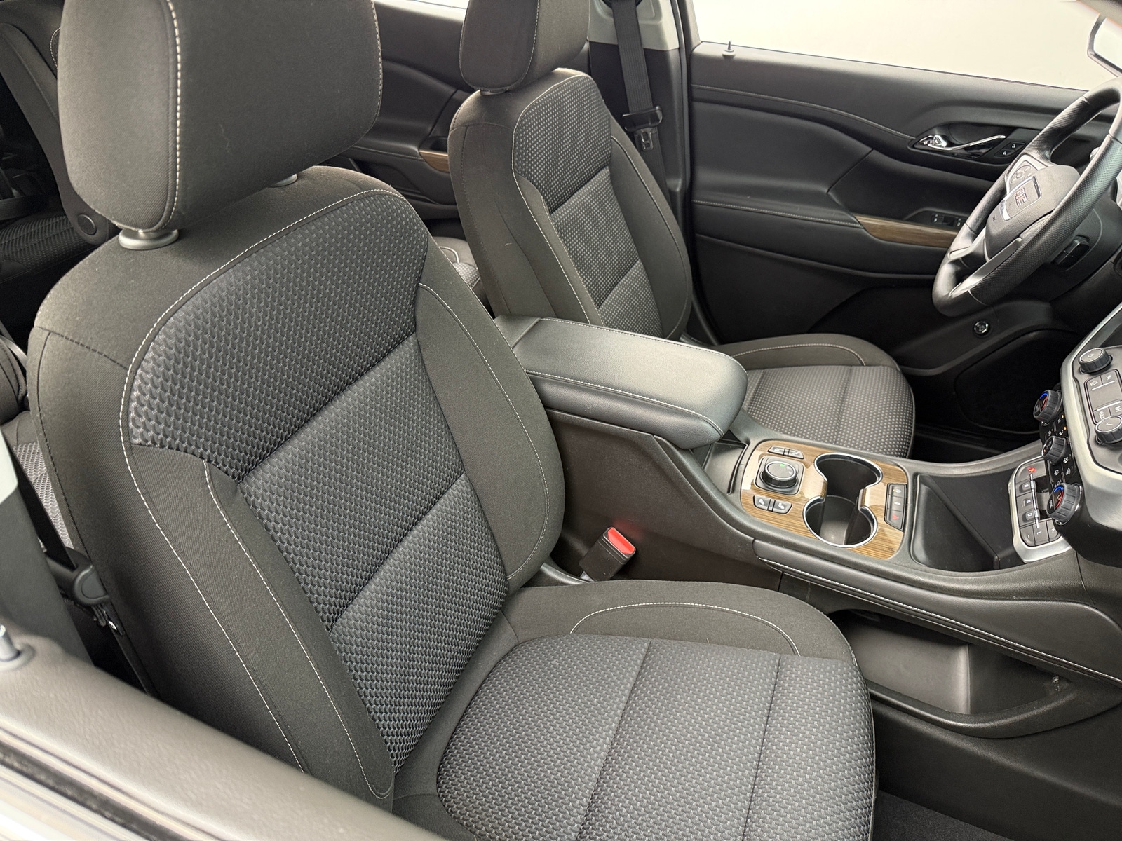 Thumbnail: 2023 GMC Acadia - 2