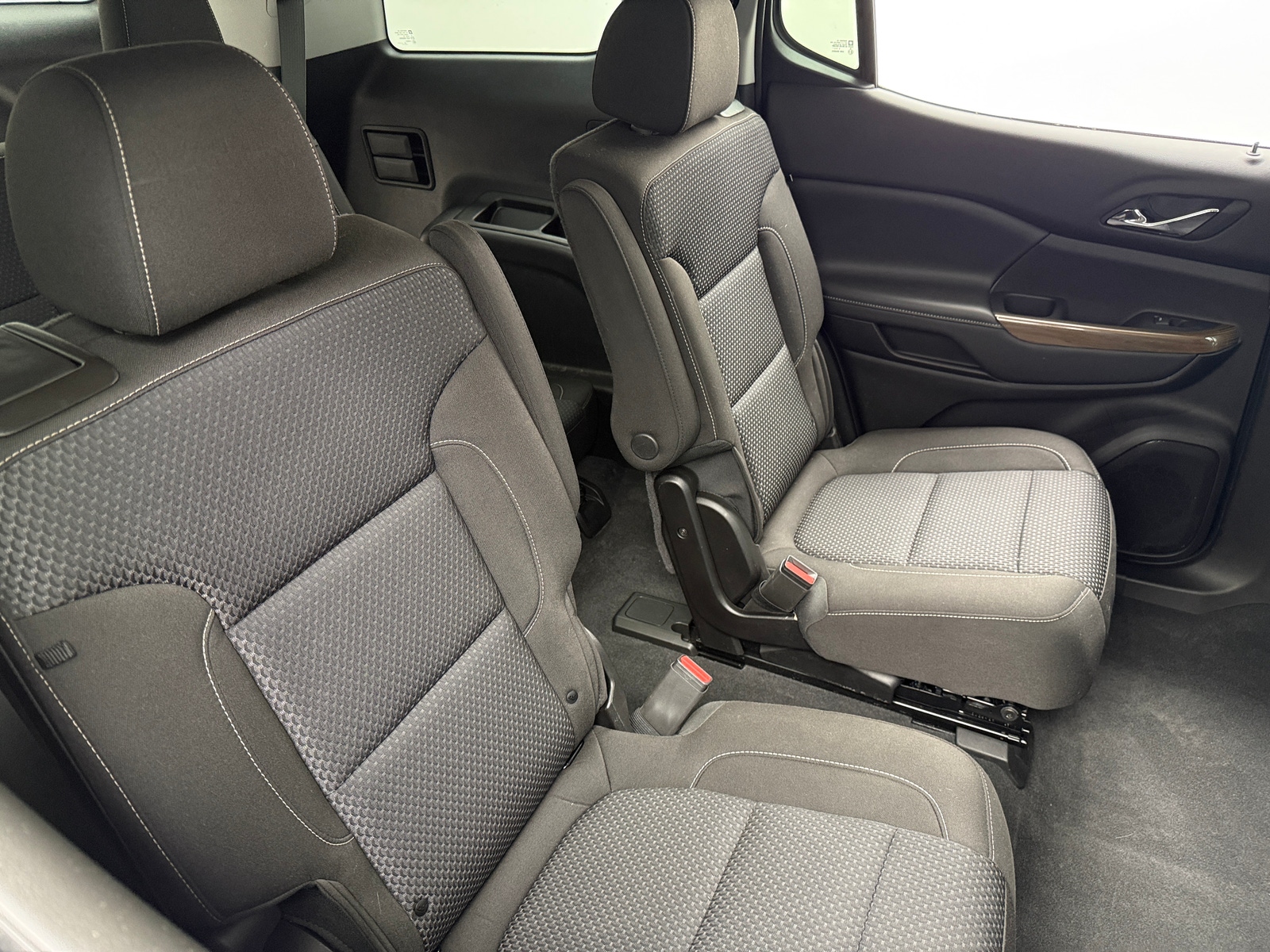 Thumbnail: 2023 GMC Acadia - 6