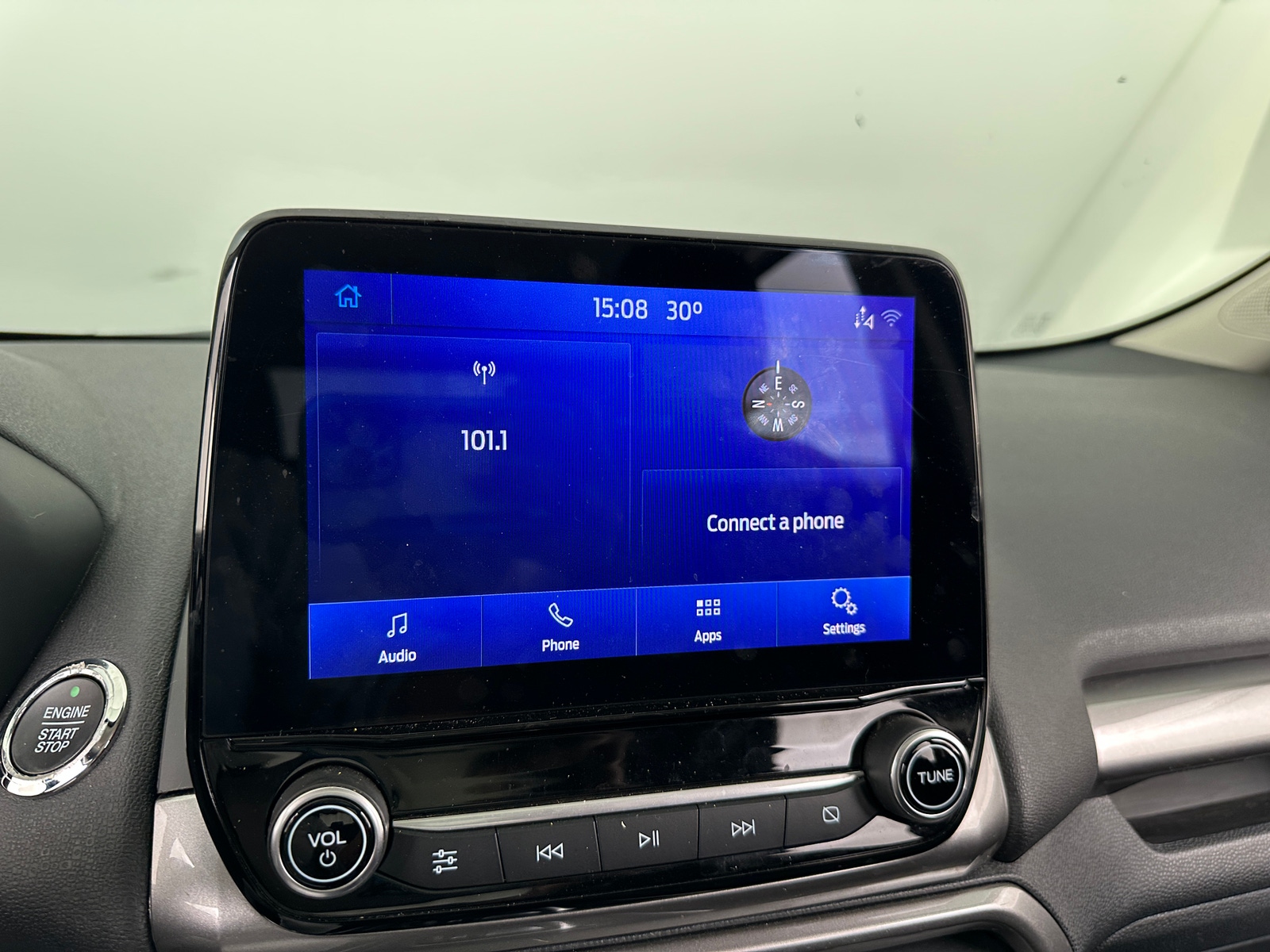 Thumbnail: 2021 Ford EcoSport - 4