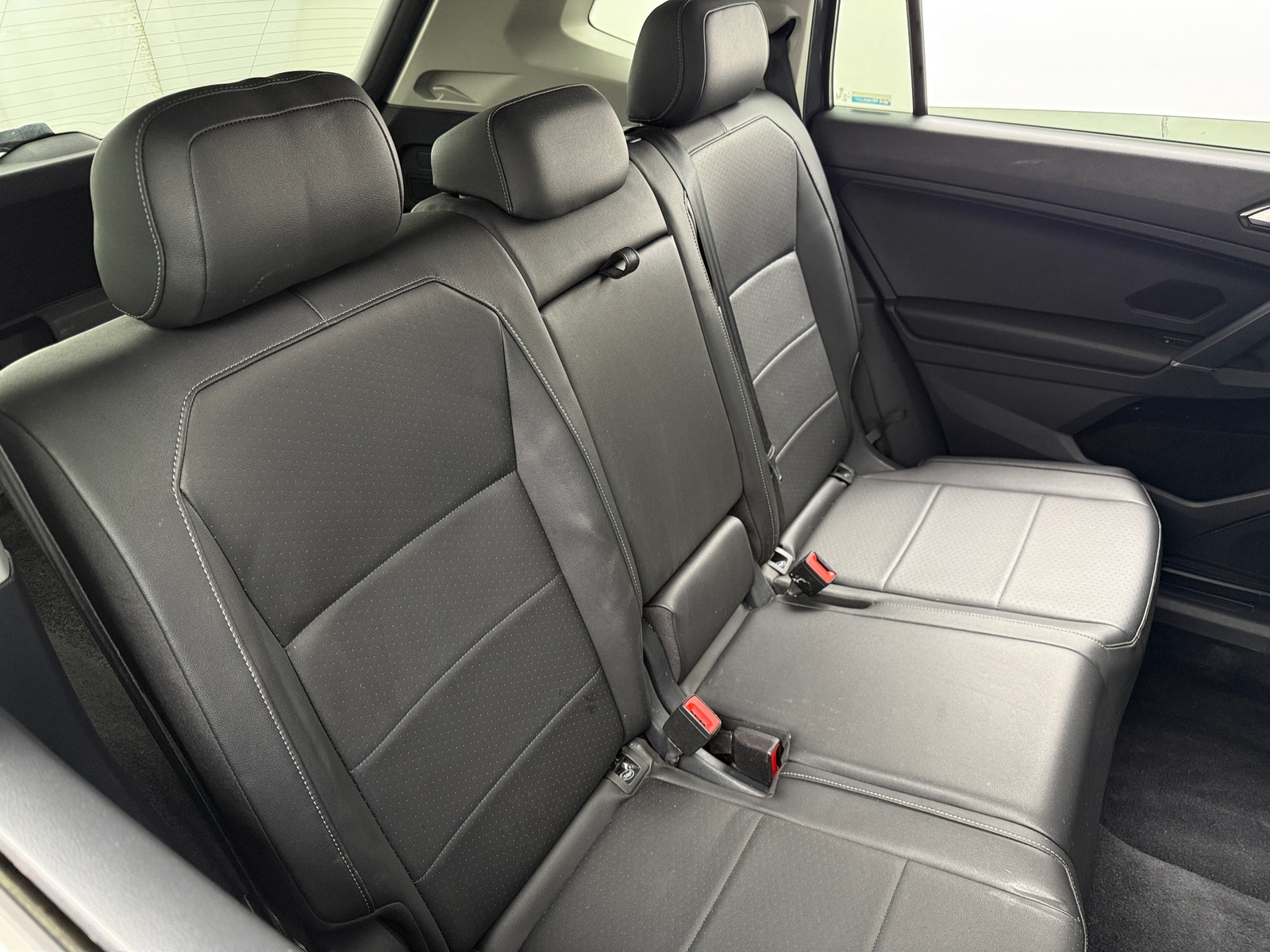 Thumbnail: 2018 Volkswagen Tiguan - 5