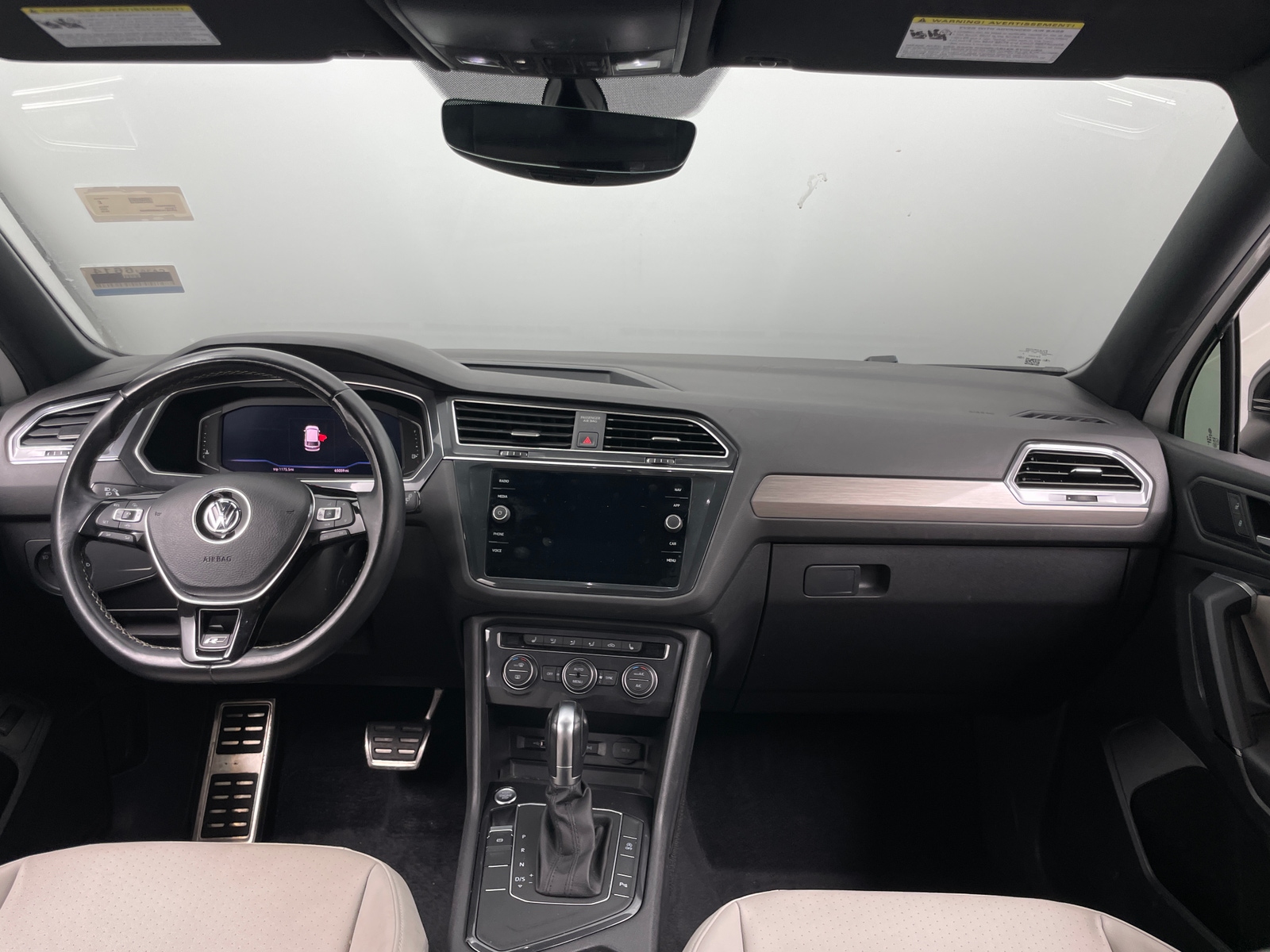 Thumbnail: 2019 Volkswagen Tiguan - 2