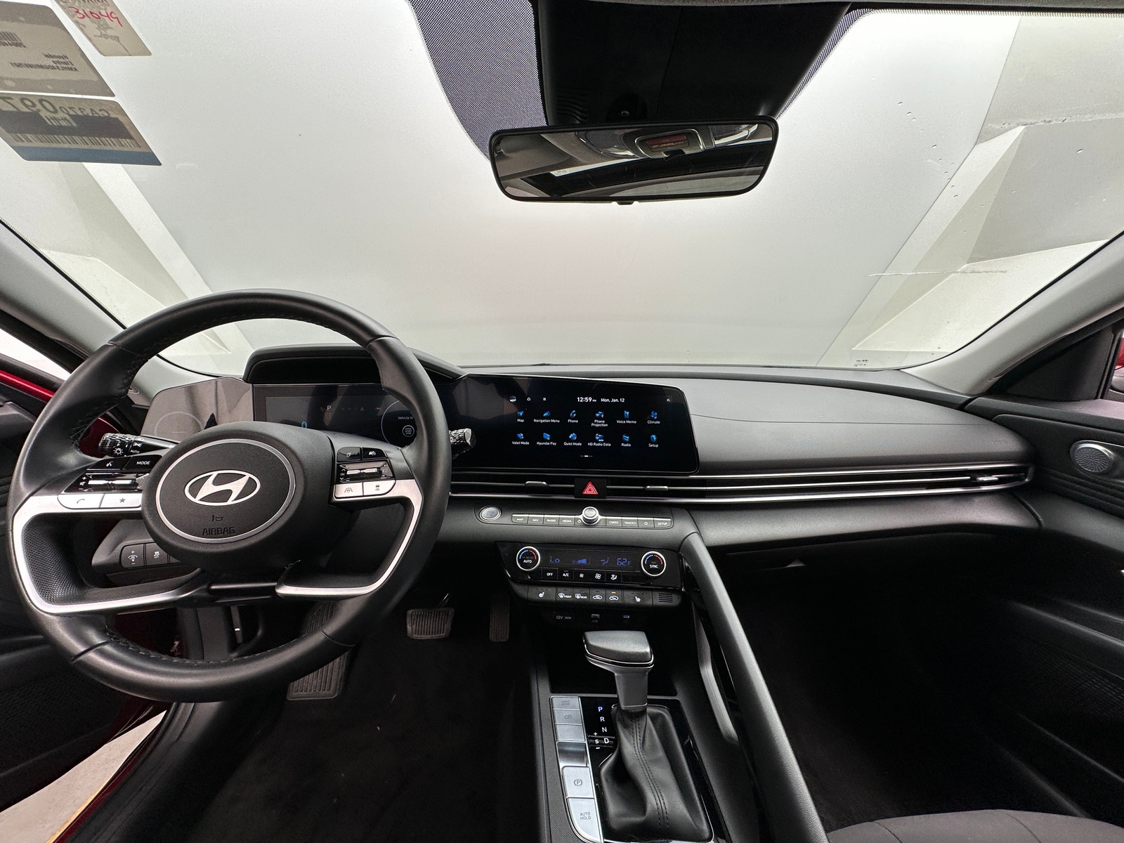 Thumbnail: 2024 Hyundai Elantra - 3