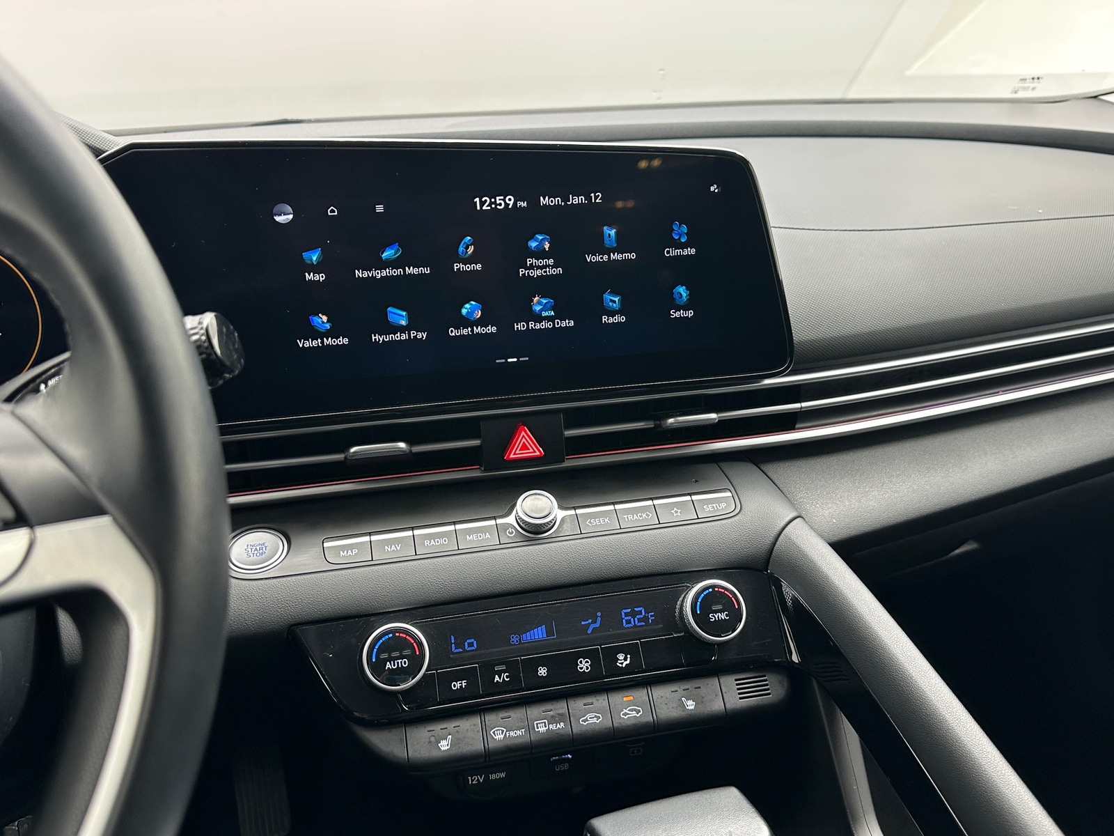 Thumbnail: 2024 Hyundai Elantra - 4