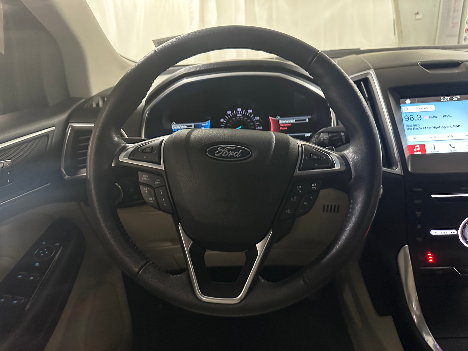 Thumbnail: 2018 Ford Edge - 4