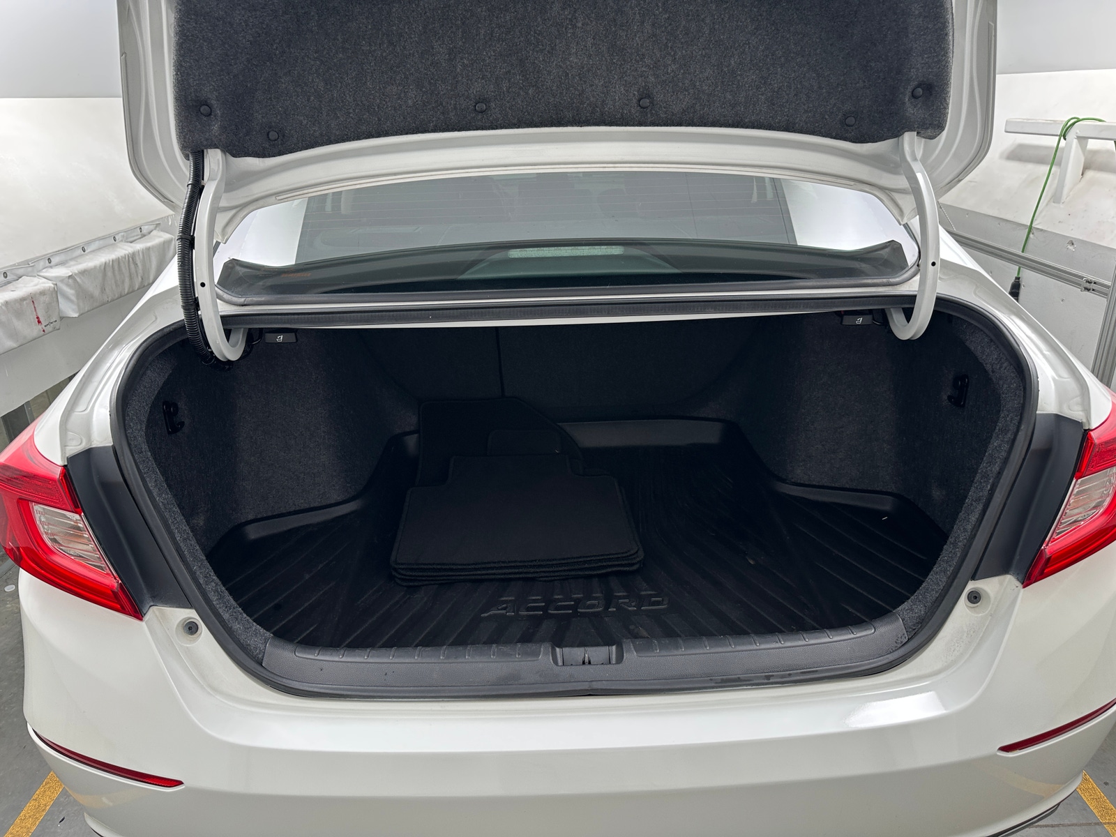 Thumbnail: 2018 Honda Accord - 7