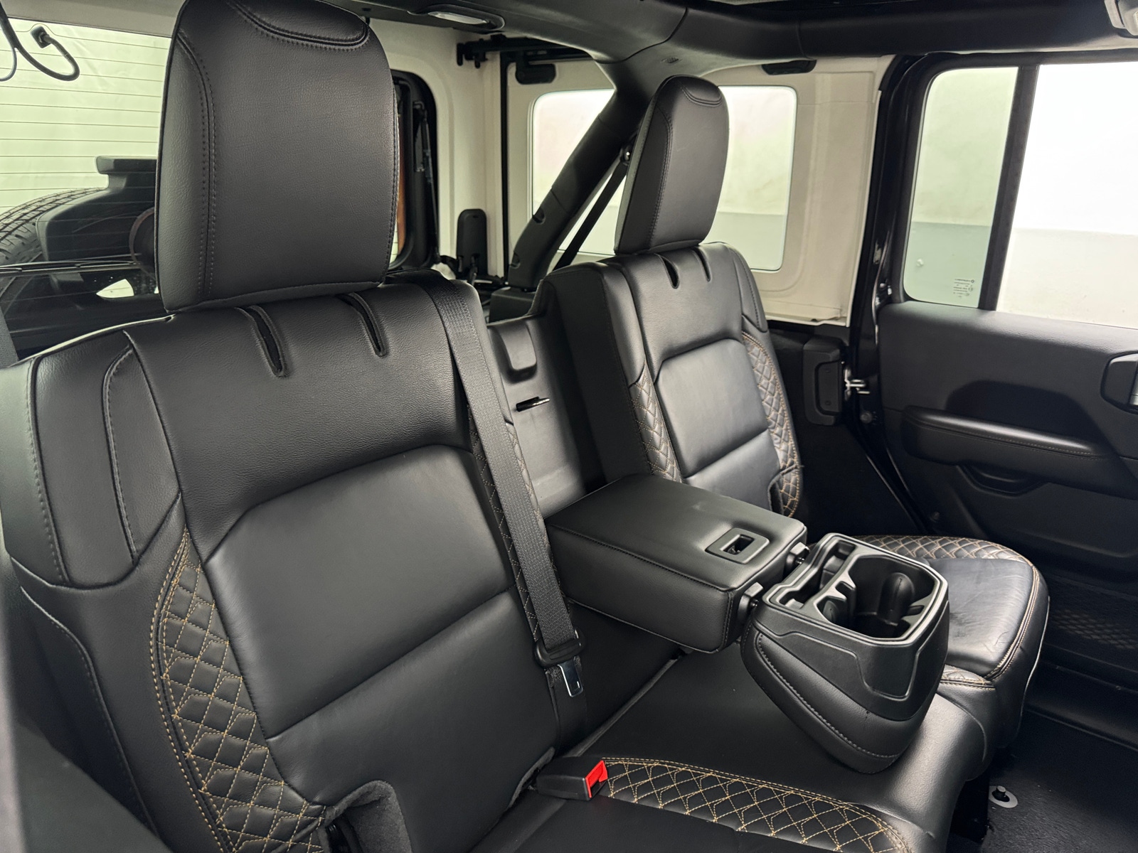 Thumbnail: 2021 Jeep Wrangler - 5