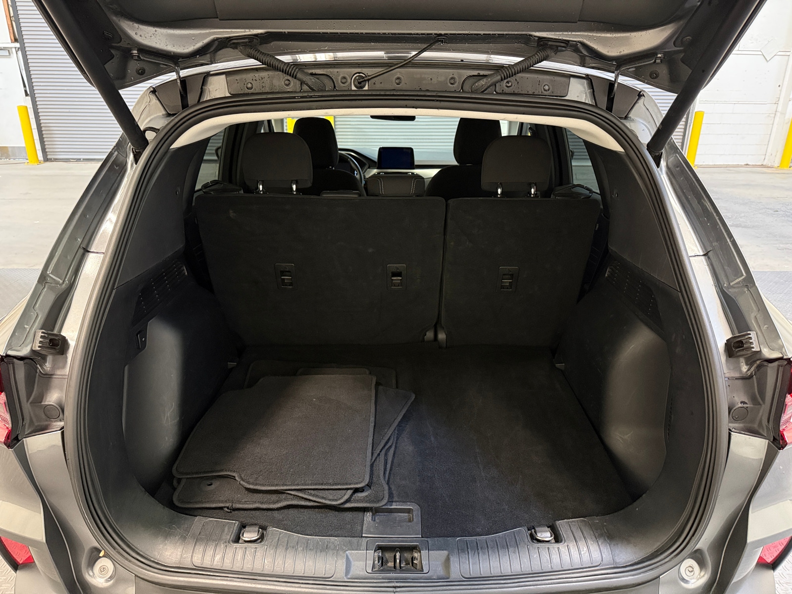 Thumbnail: 2023 Ford Escape - 7