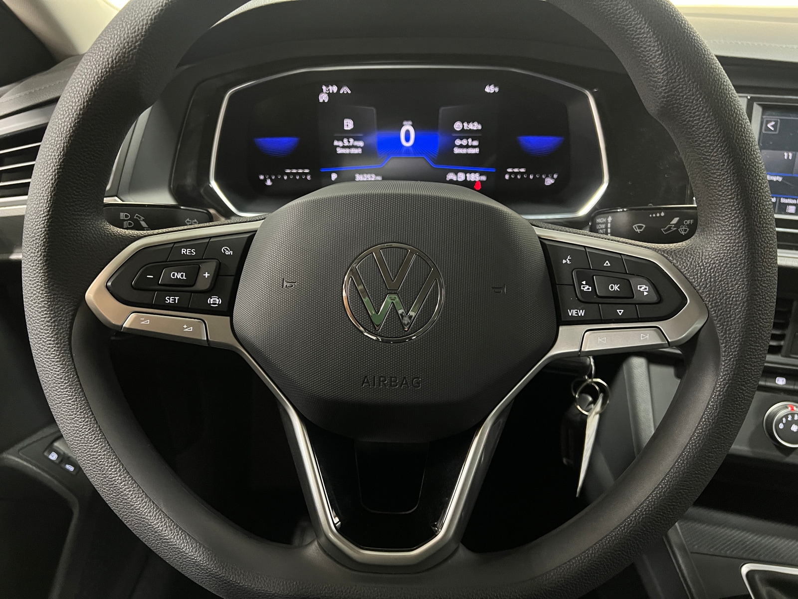 Thumbnail: 2023 Volkswagen Jetta - 5