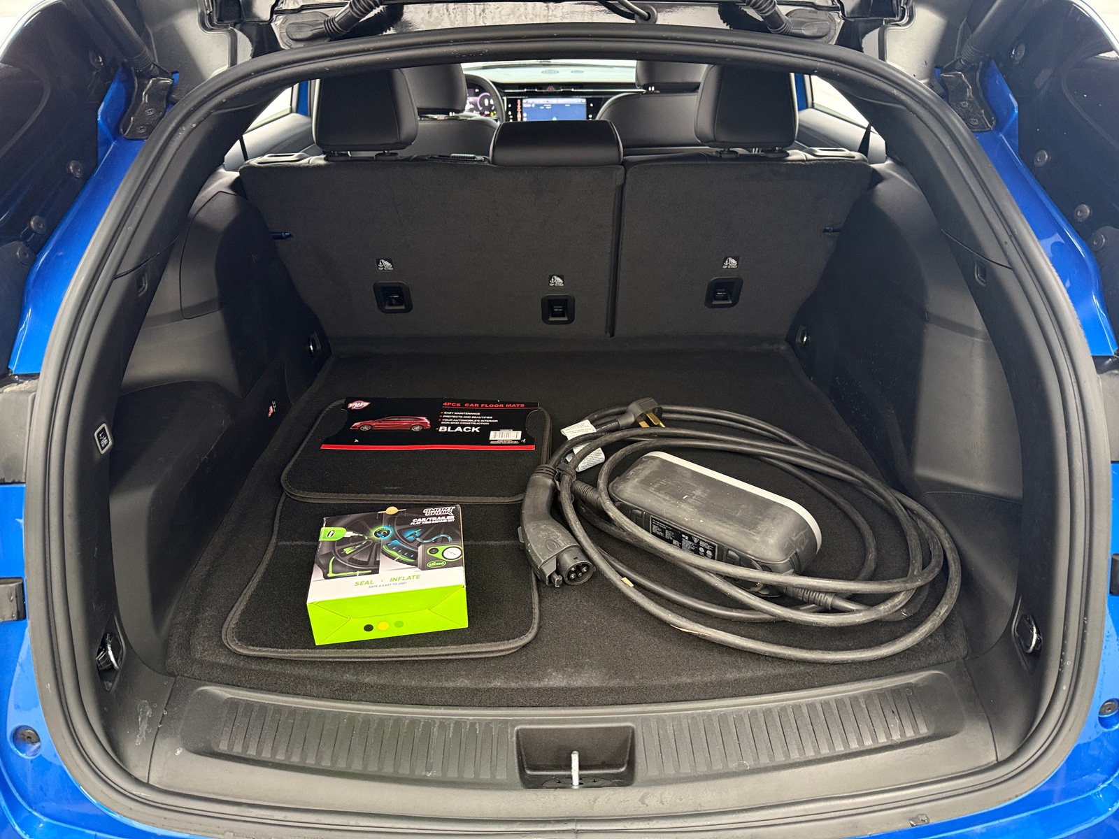 Thumbnail: 2025 Jeep Wagoneer S - 6