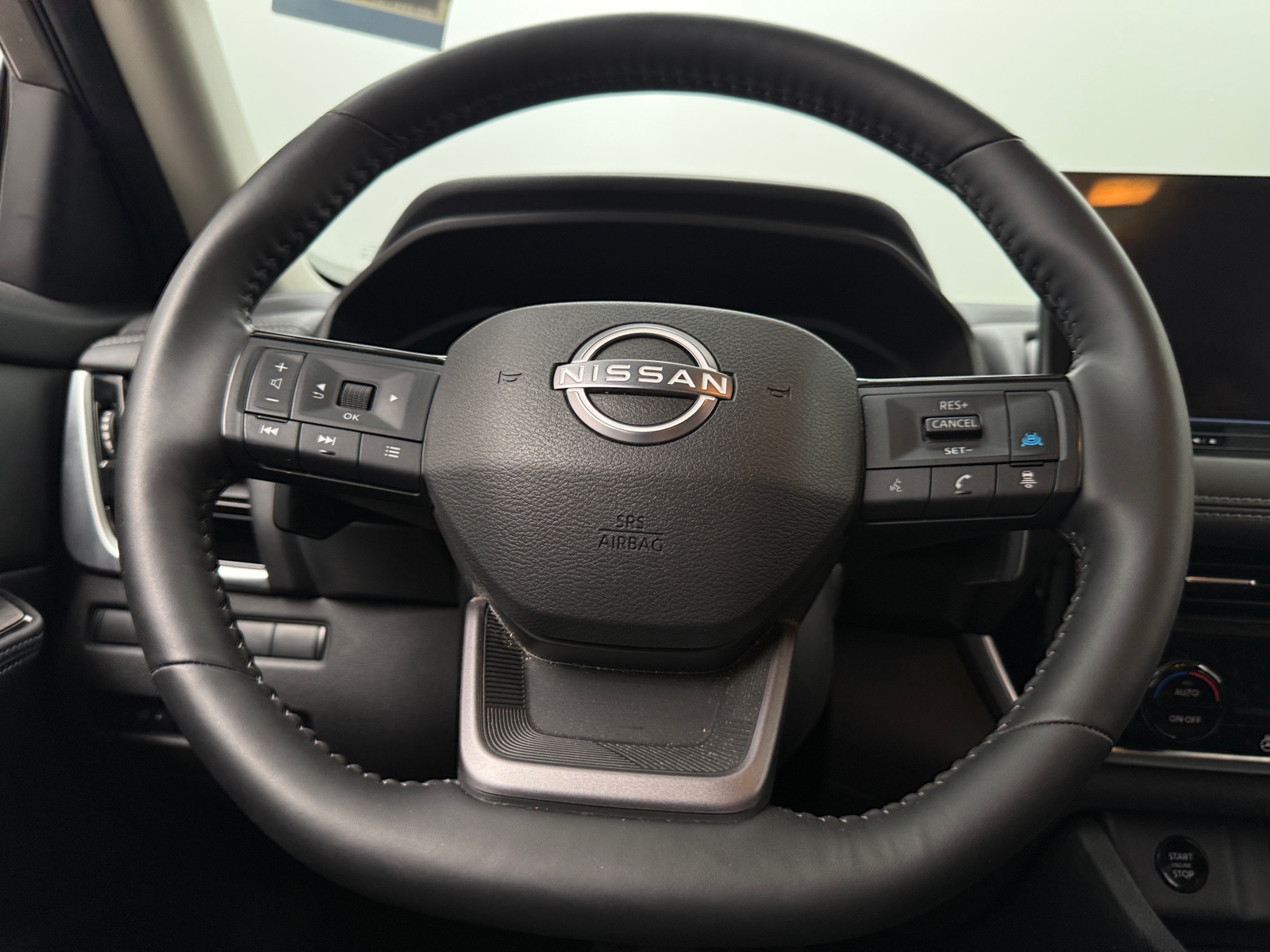 Thumbnail: 2025 Nissan Rogue - 4