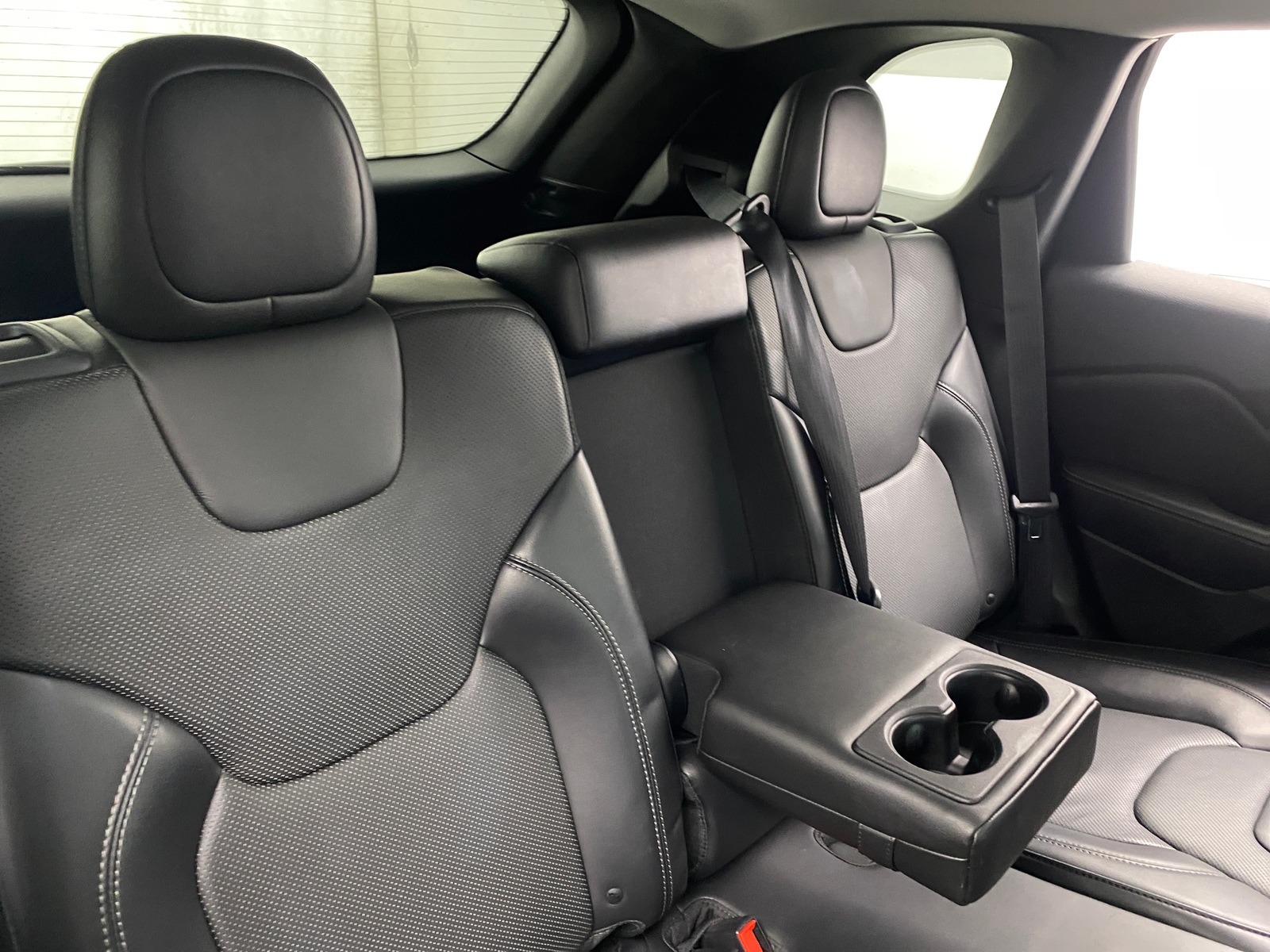 Thumbnail: 2019 Jeep Cherokee - 5