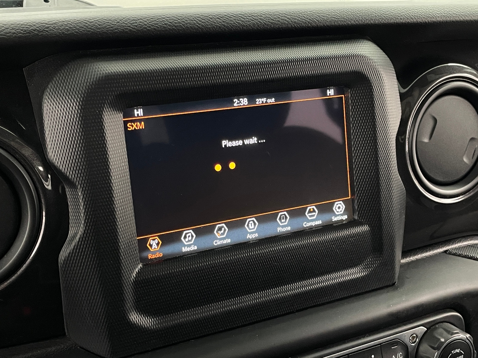 Thumbnail: 2022 Jeep Gladiator - 4