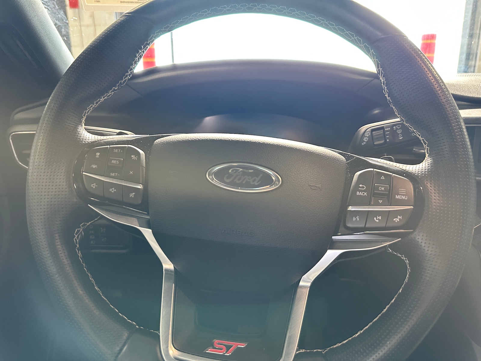 Thumbnail: 2021 Ford Explorer - 4