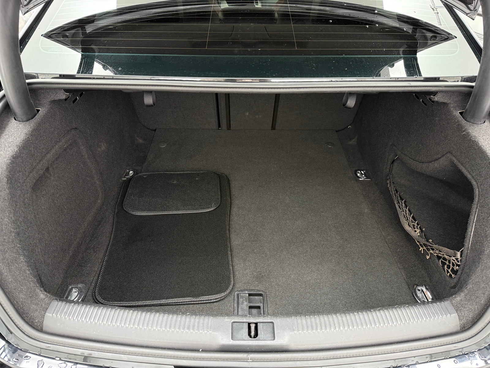 Thumbnail: 2011 Audi S4 - 6