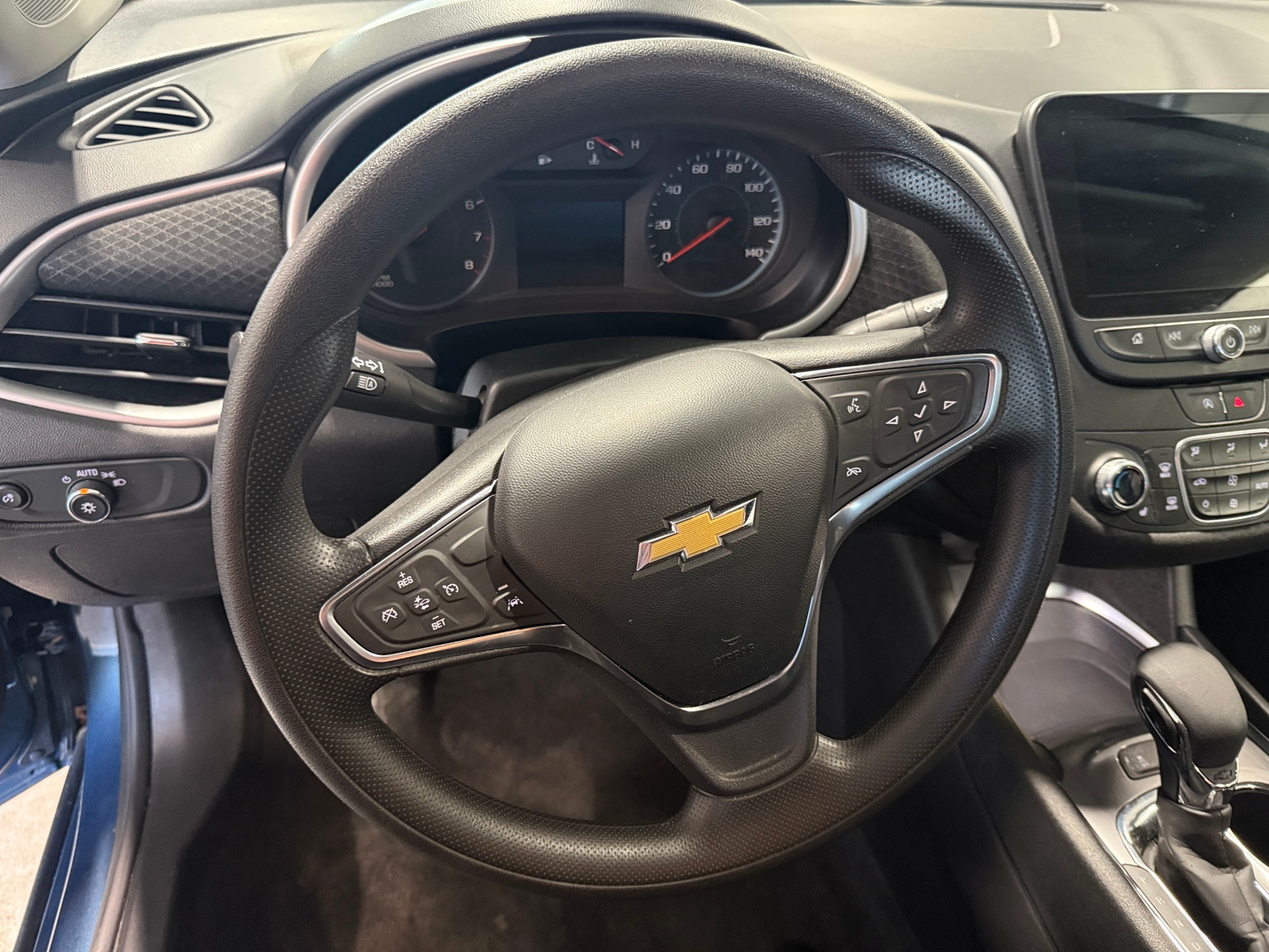 Thumbnail: 2024 Chevrolet Malibu - 5