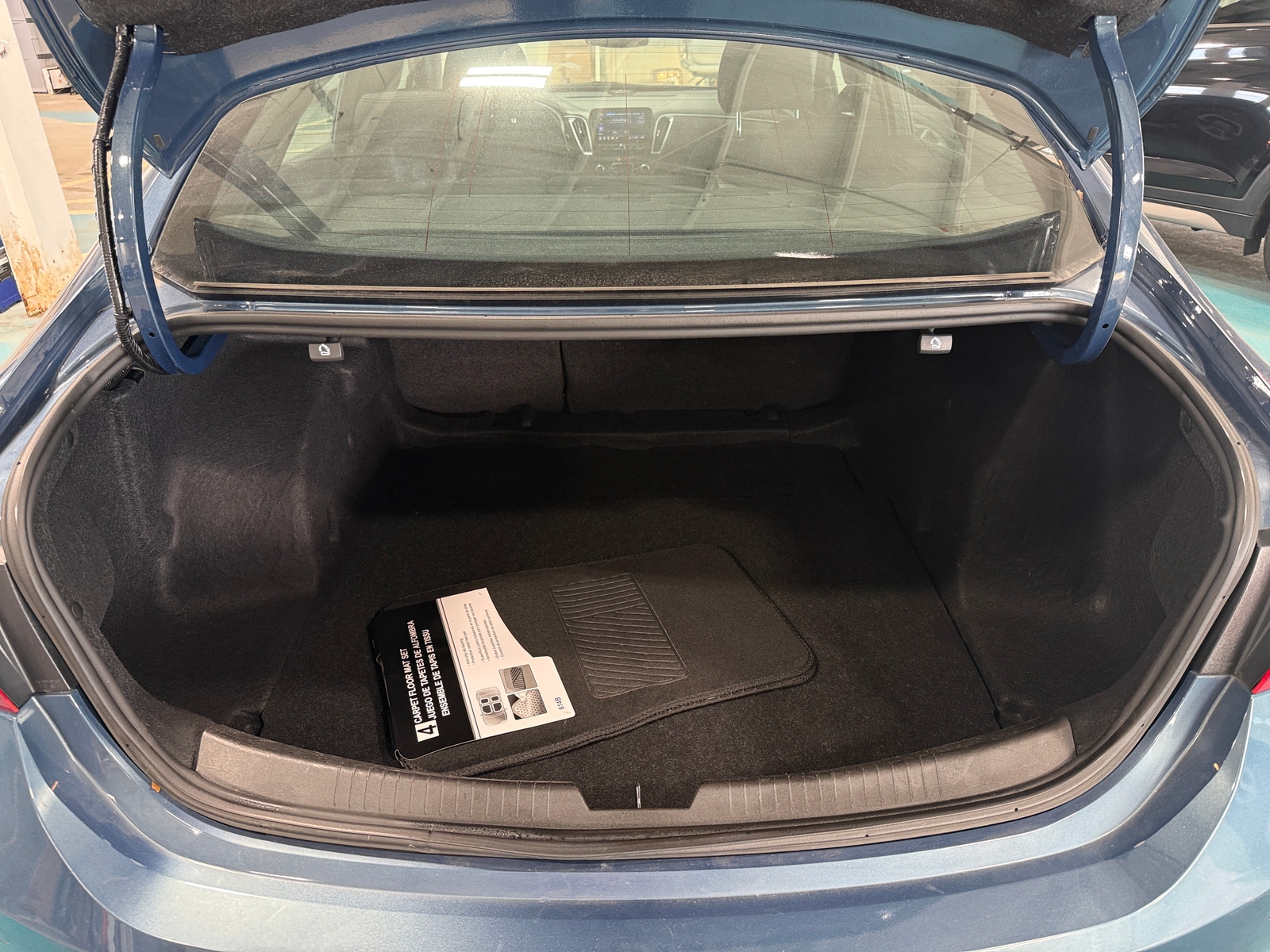 Thumbnail: 2024 Chevrolet Malibu - 7