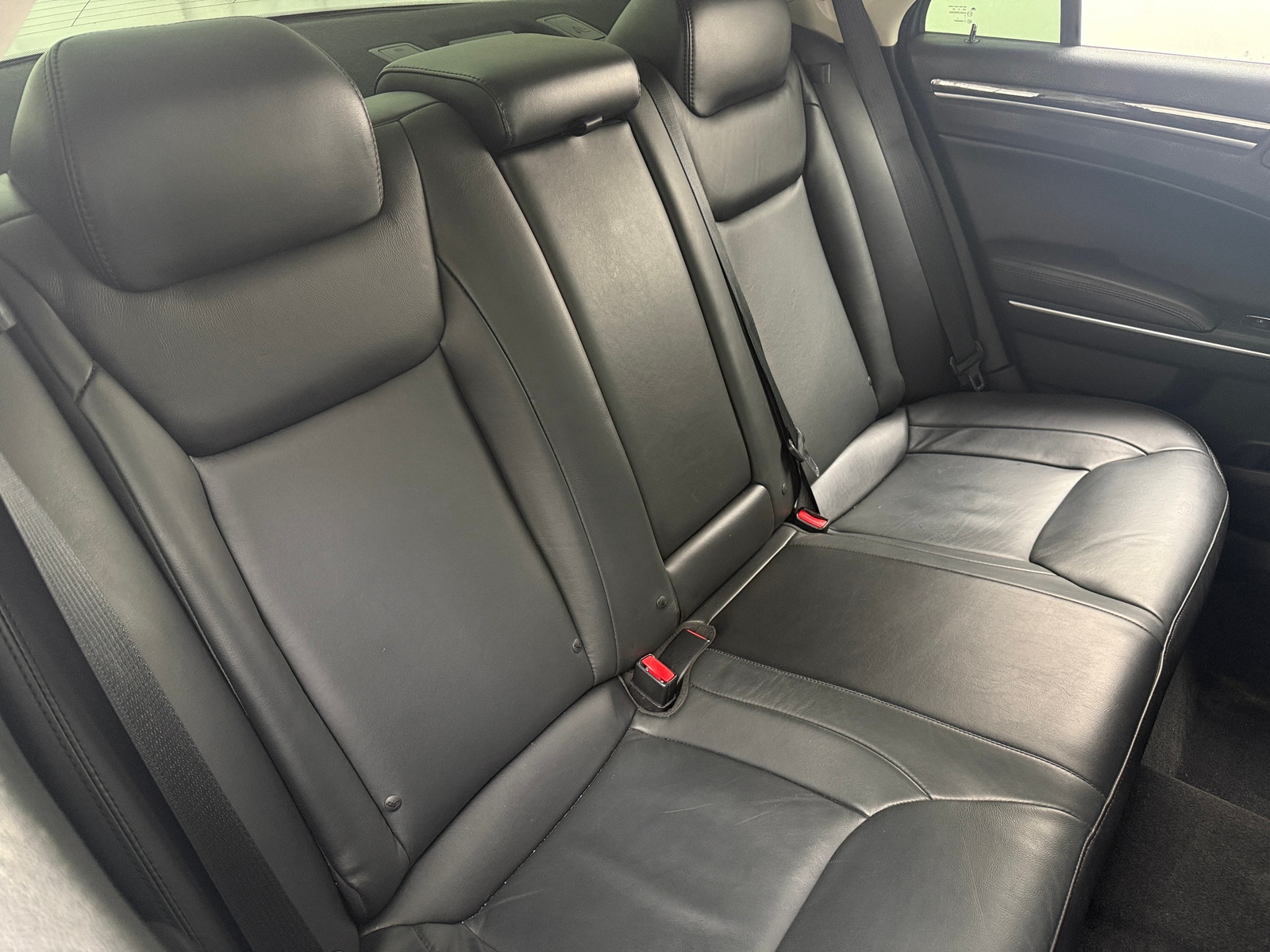 Thumbnail: 2015 Chrysler 300 - 5