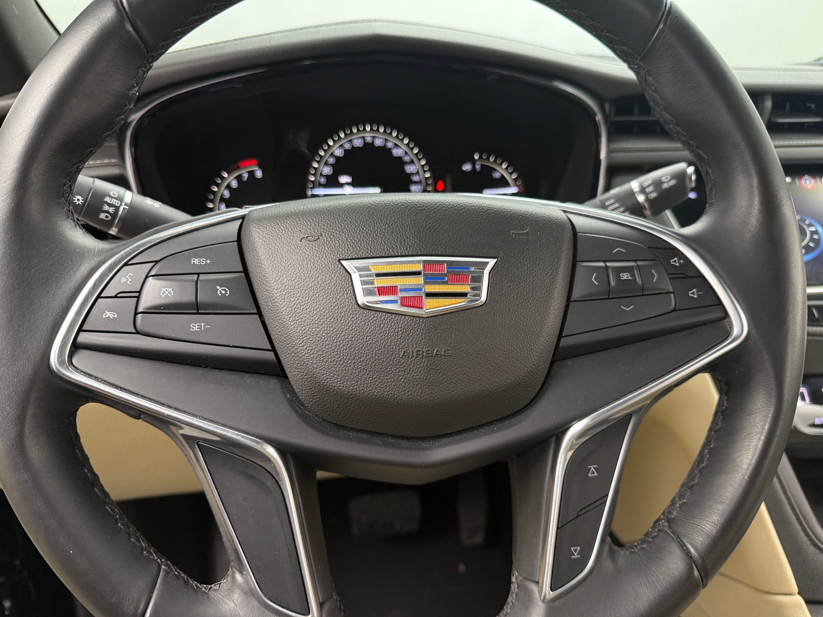 Thumbnail: 2018 Cadillac XT5 - 4