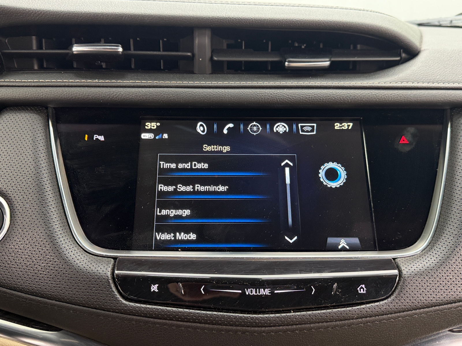 Thumbnail: 2018 Cadillac XT5 - 3