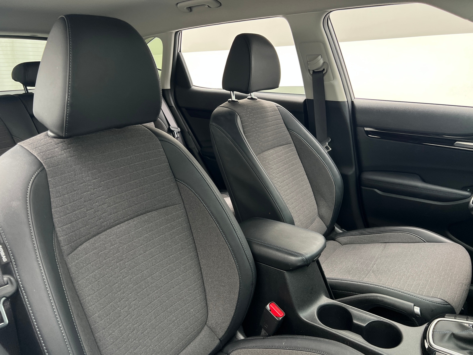 Thumbnail: 2022 Kia Seltos - 2