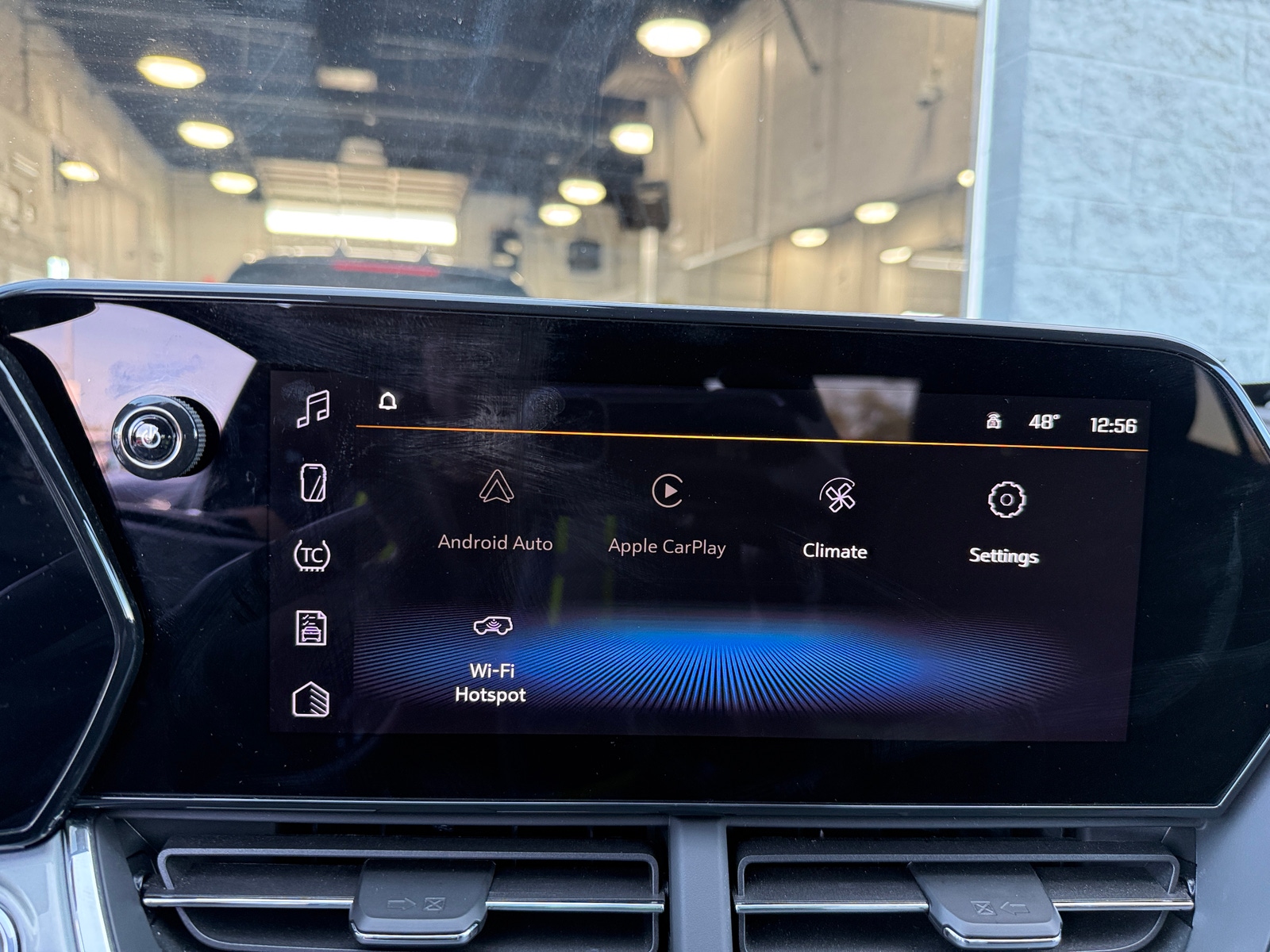 Thumbnail: 2025 Chevrolet Trax - 4