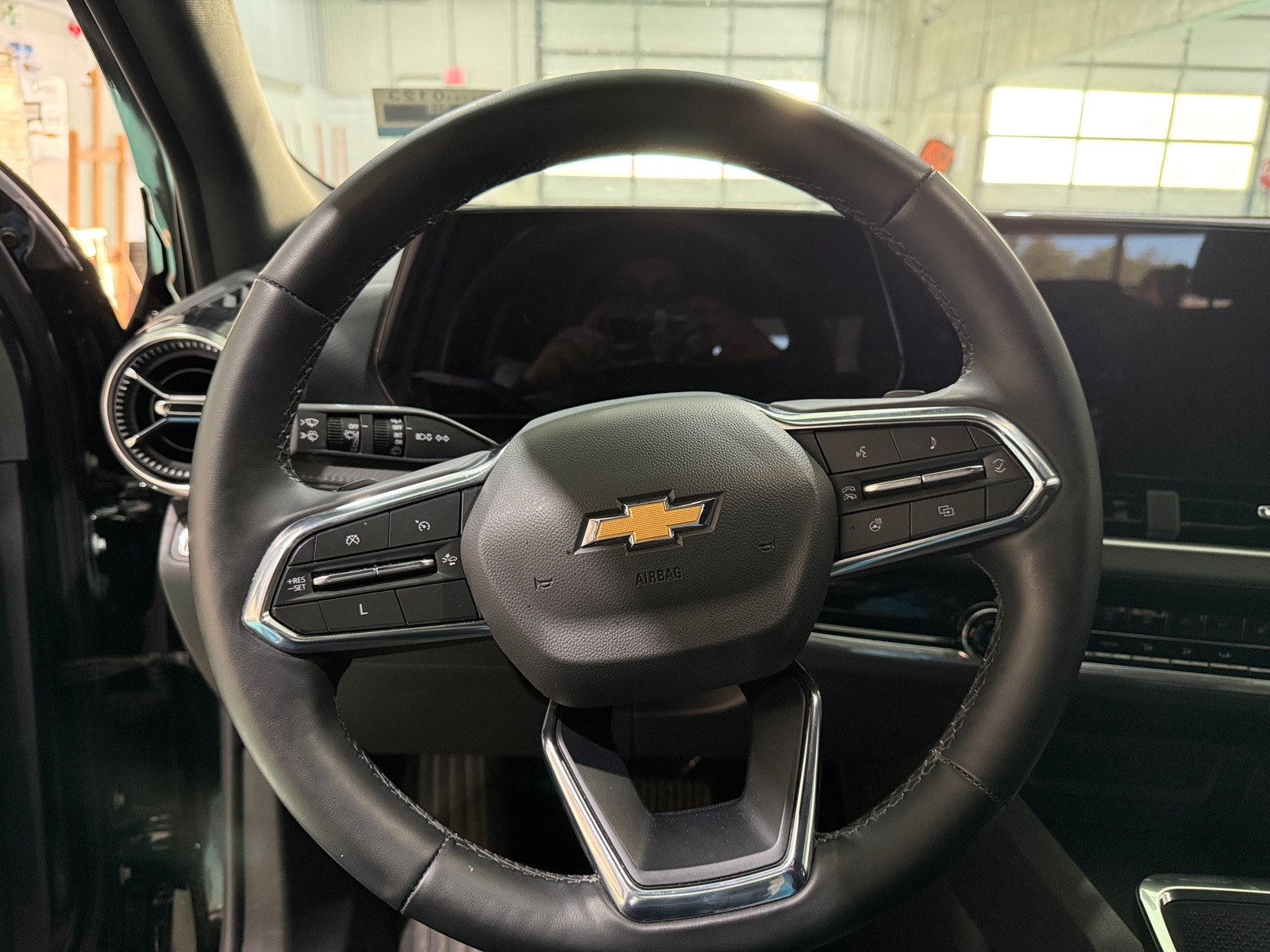 Thumbnail: 2025 Chevrolet Equinox - 5