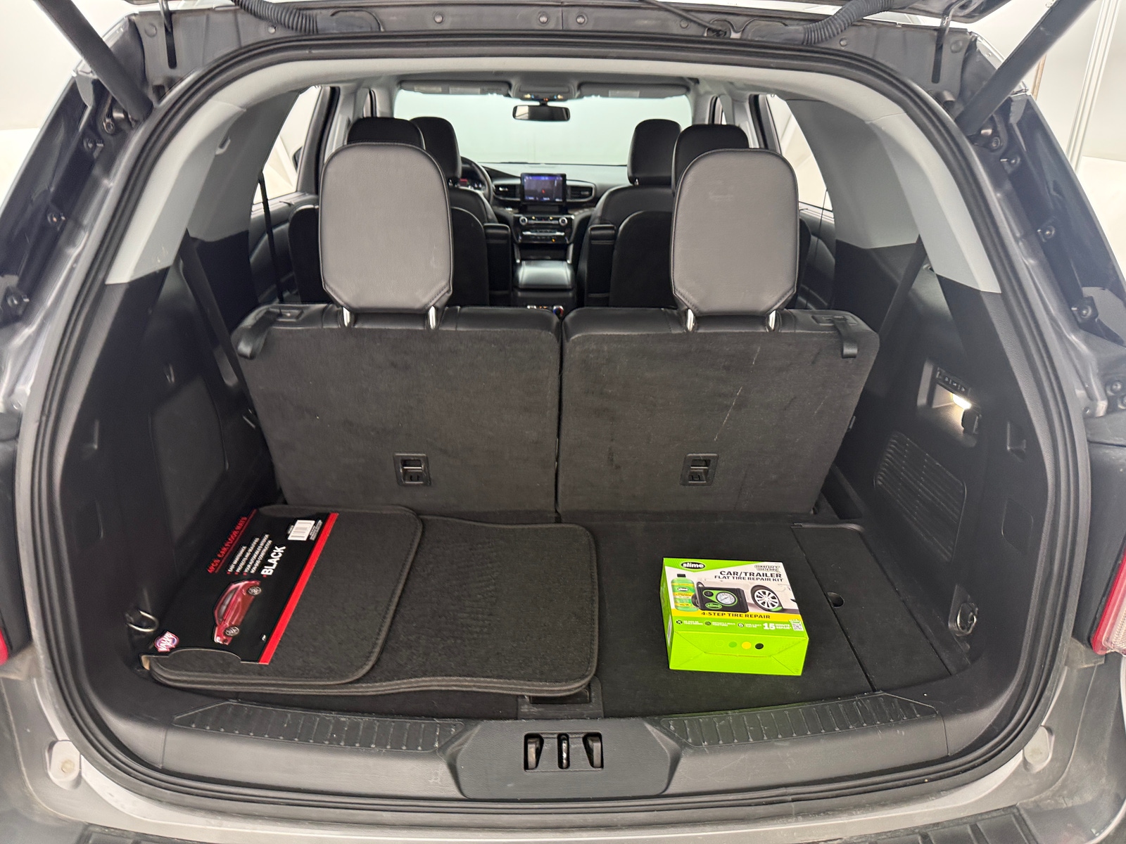 Thumbnail: 2022 Ford Explorer - 6