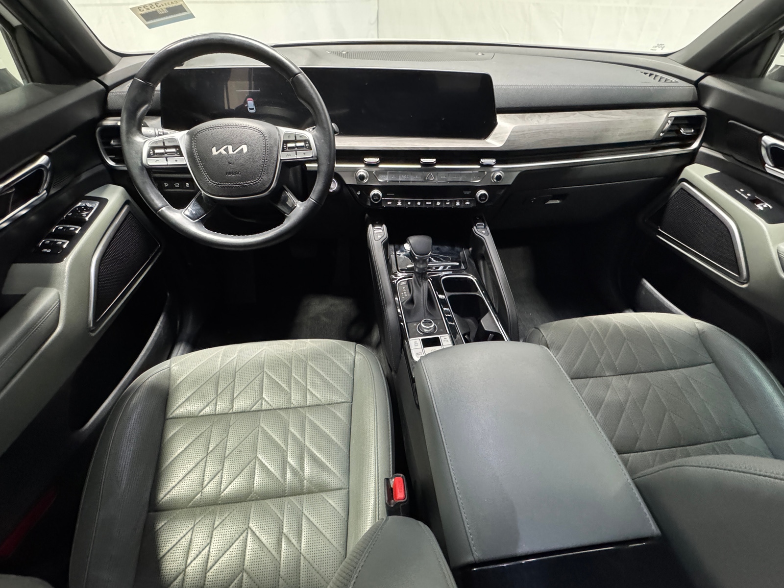 Thumbnail: 2023 Kia Telluride - 2