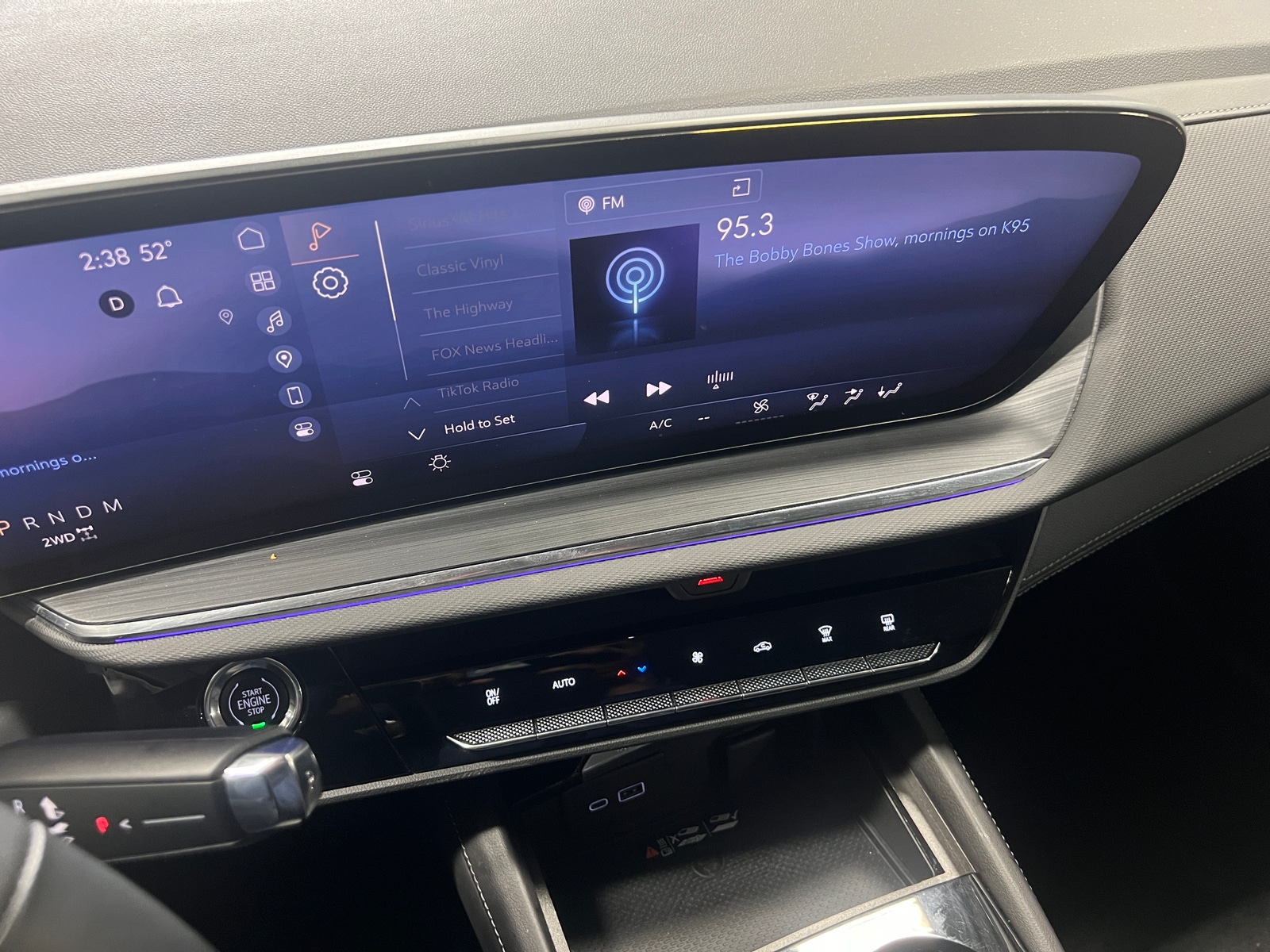 Thumbnail: 2025 Buick Envision - 3