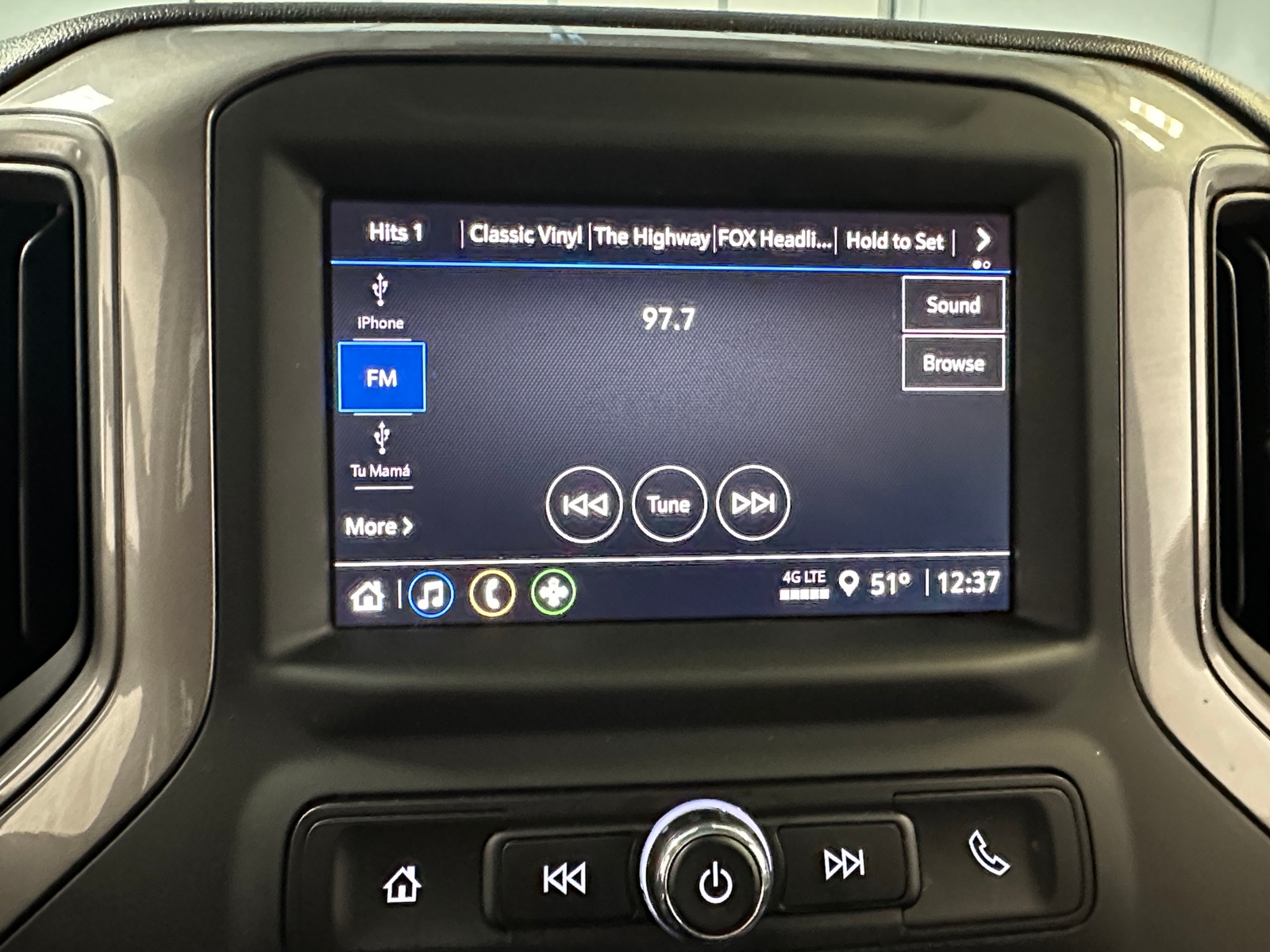 Thumbnail: 2025 Chevrolet Silverado 1500 - 4