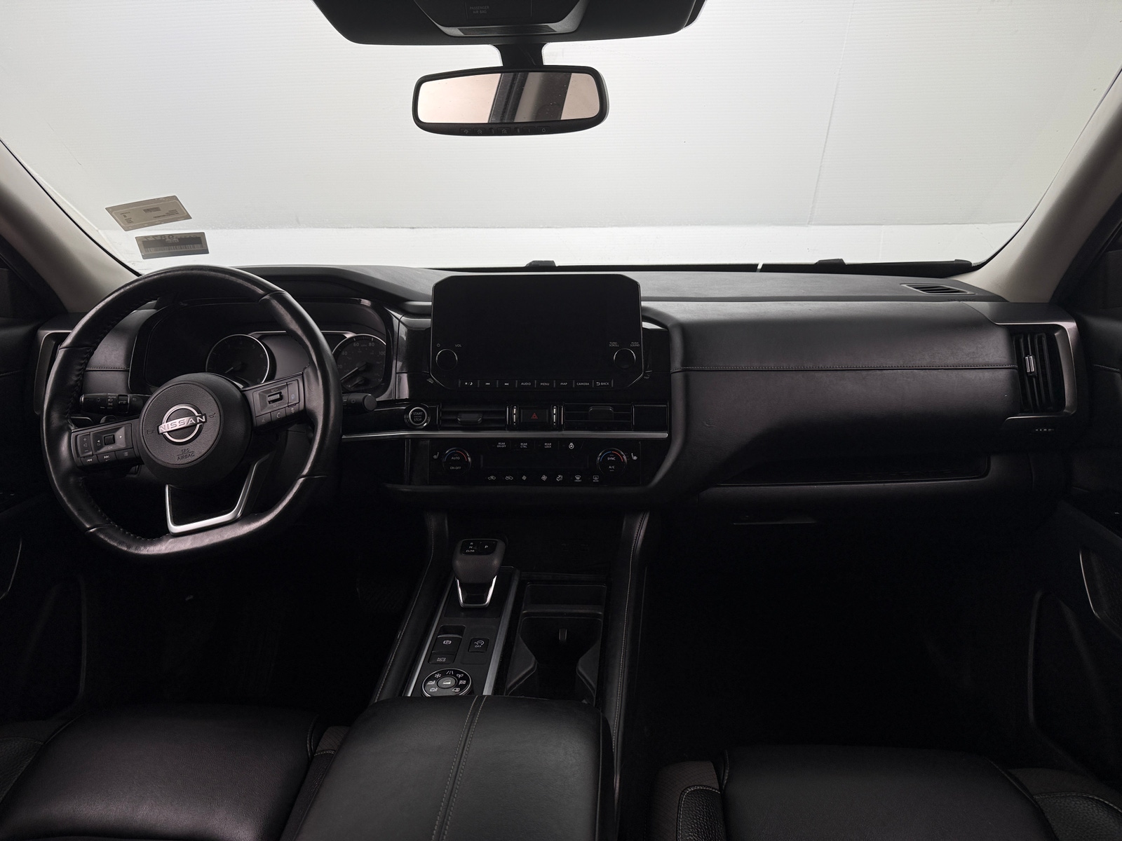 Thumbnail: 2022 Nissan Pathfinder - 2