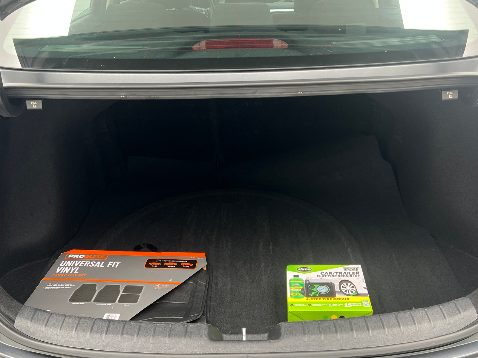 Thumbnail: 2024 Kia Forte - 7