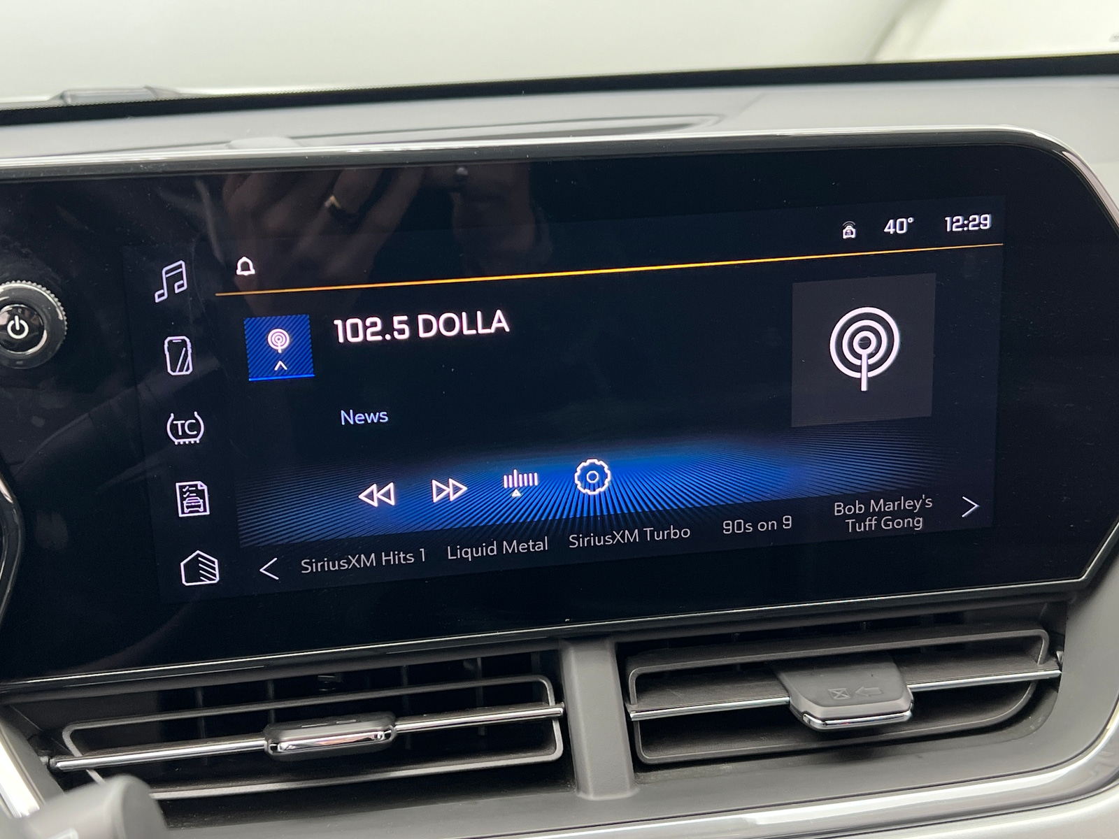 Thumbnail: 2025 Chevrolet Trax - 4