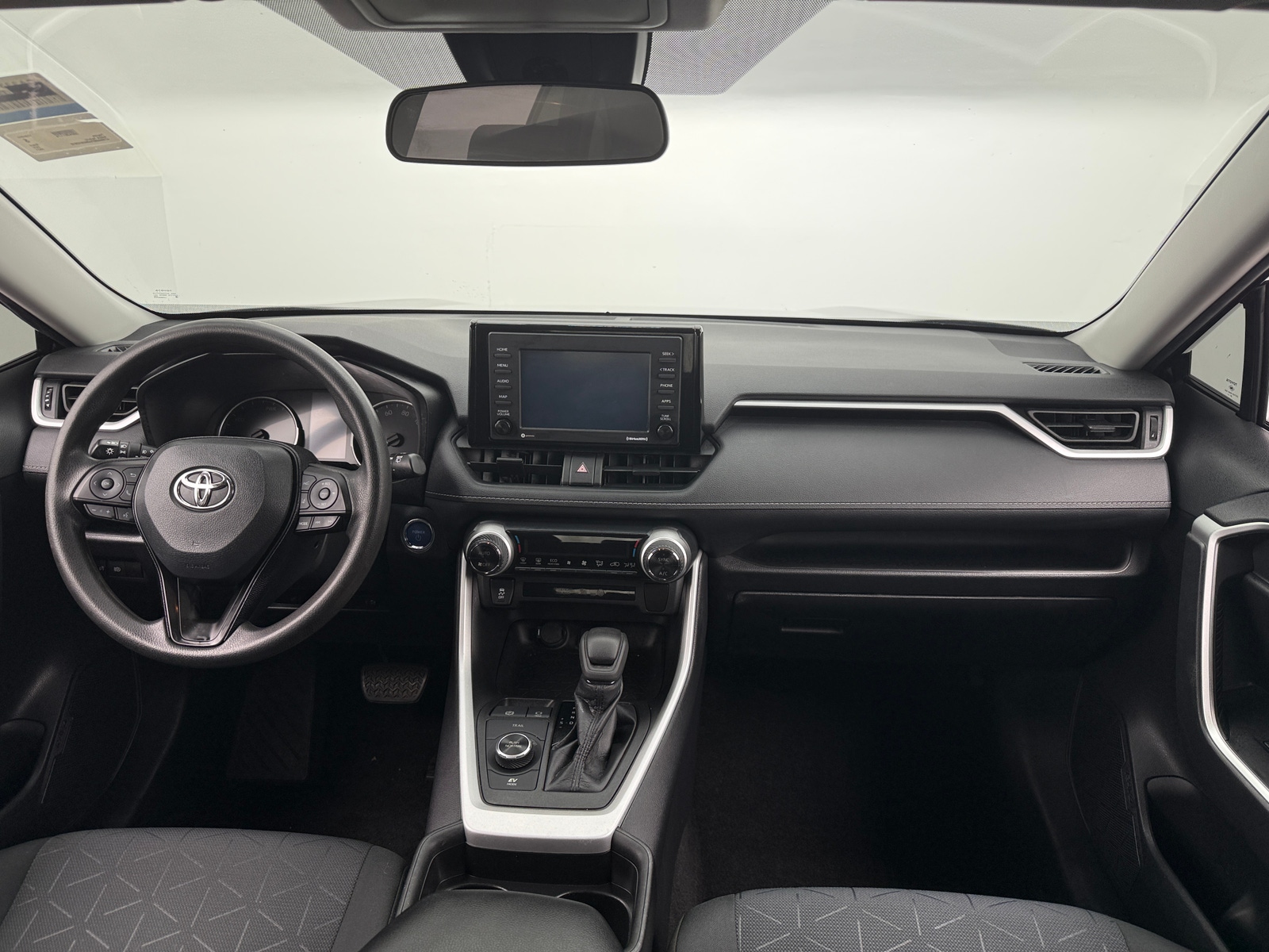 Thumbnail: 2021 Toyota RAV4 - 3